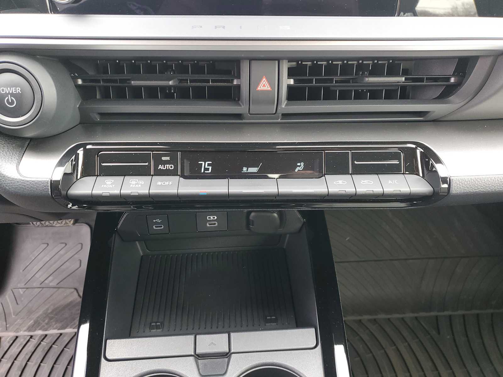 Thumbnail: 2024 Toyota Prius - 28