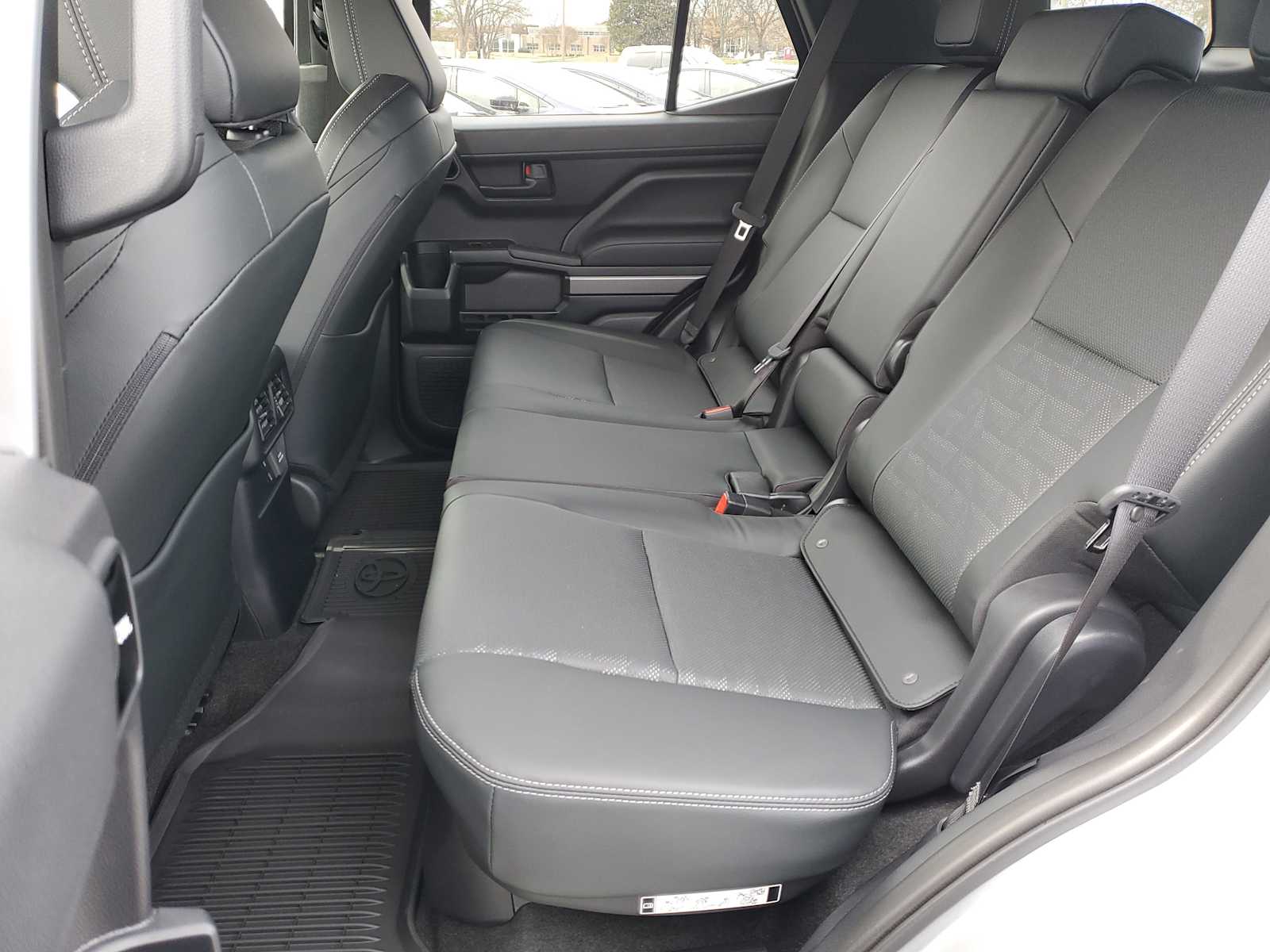 Thumbnail: 2026 Toyota 4Runner - 13