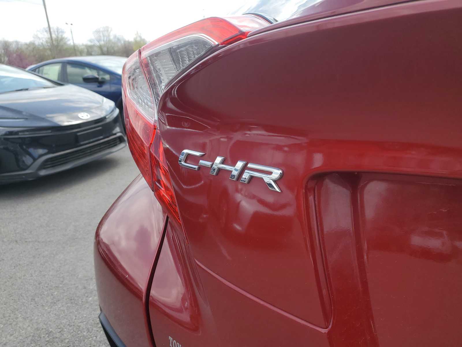 Thumbnail: 2018 Toyota C-HR - 7