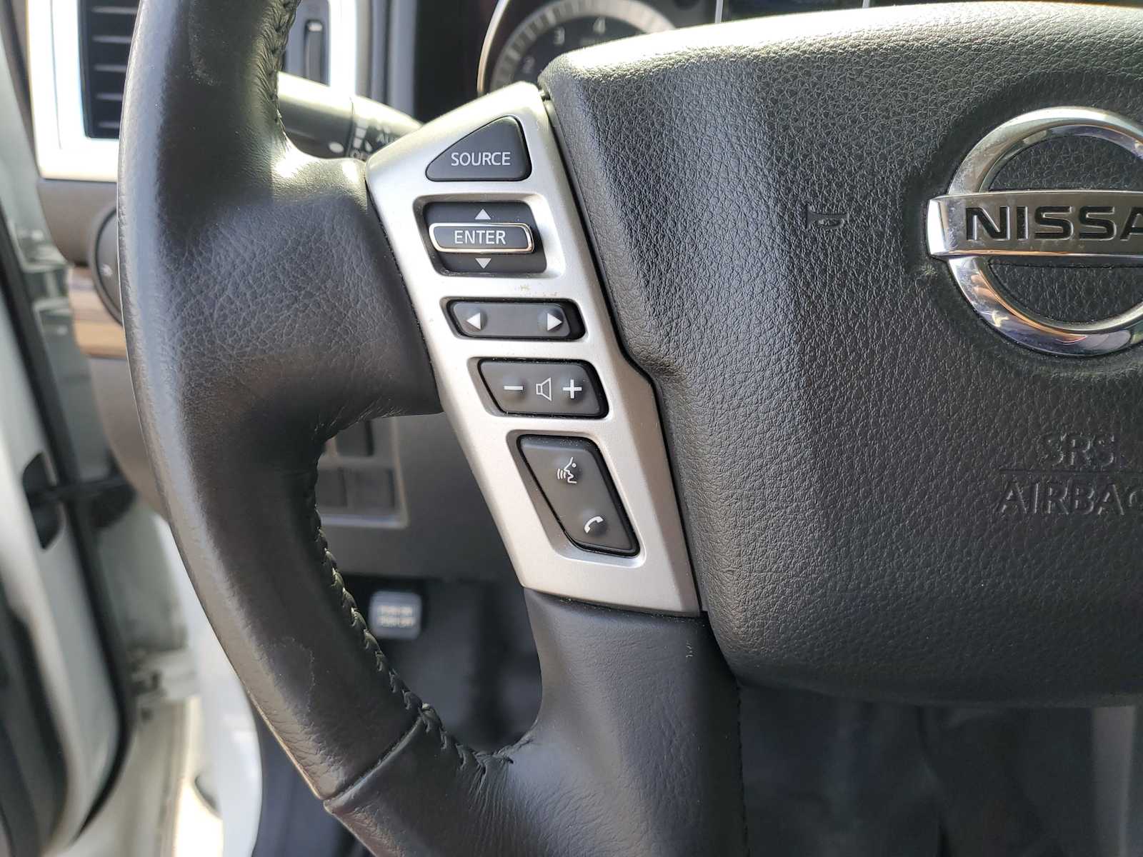 Thumbnail: 2019 Nissan Titan - 23