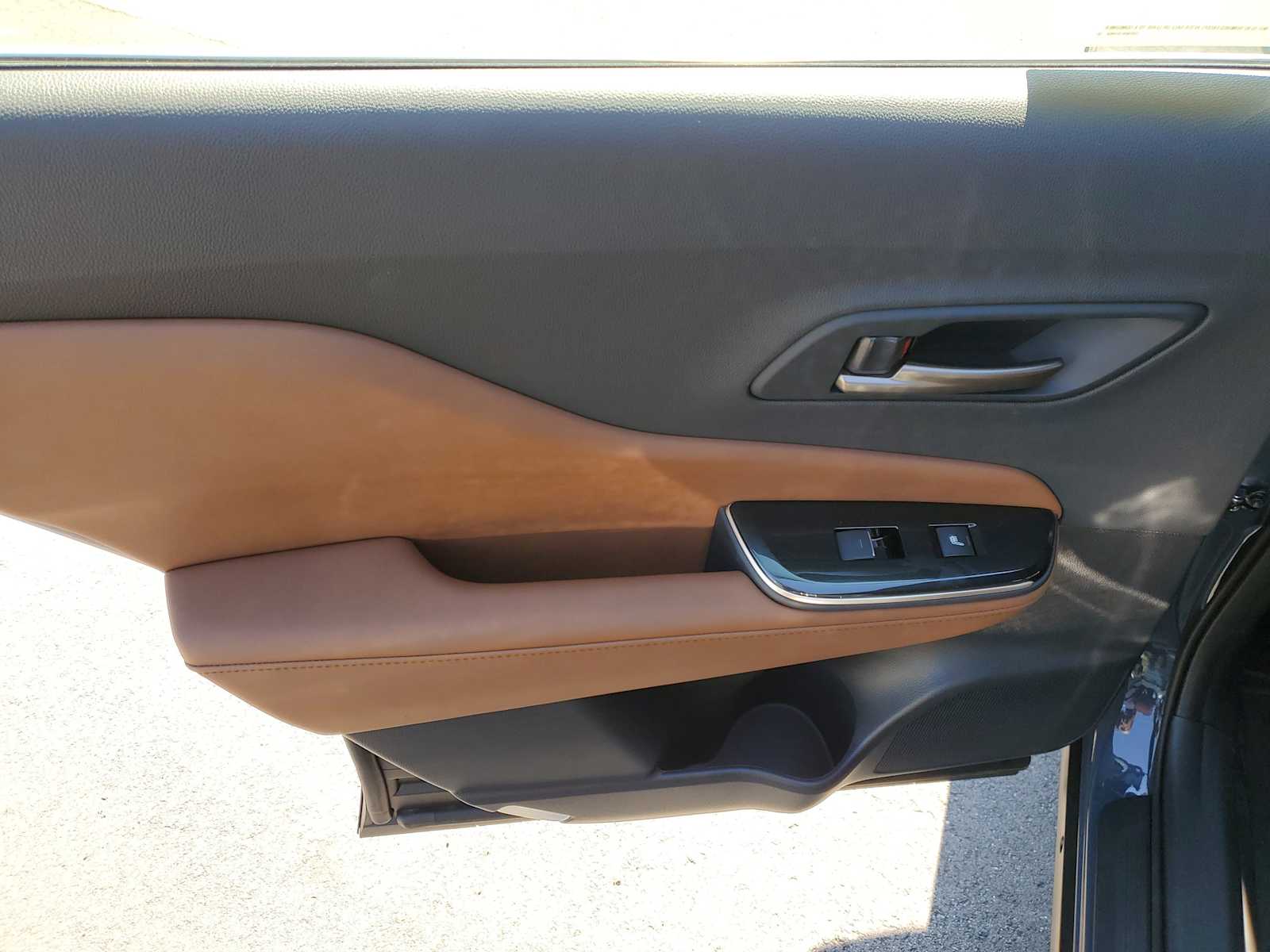 Thumbnail: 2026 Toyota Crown Signia - 11