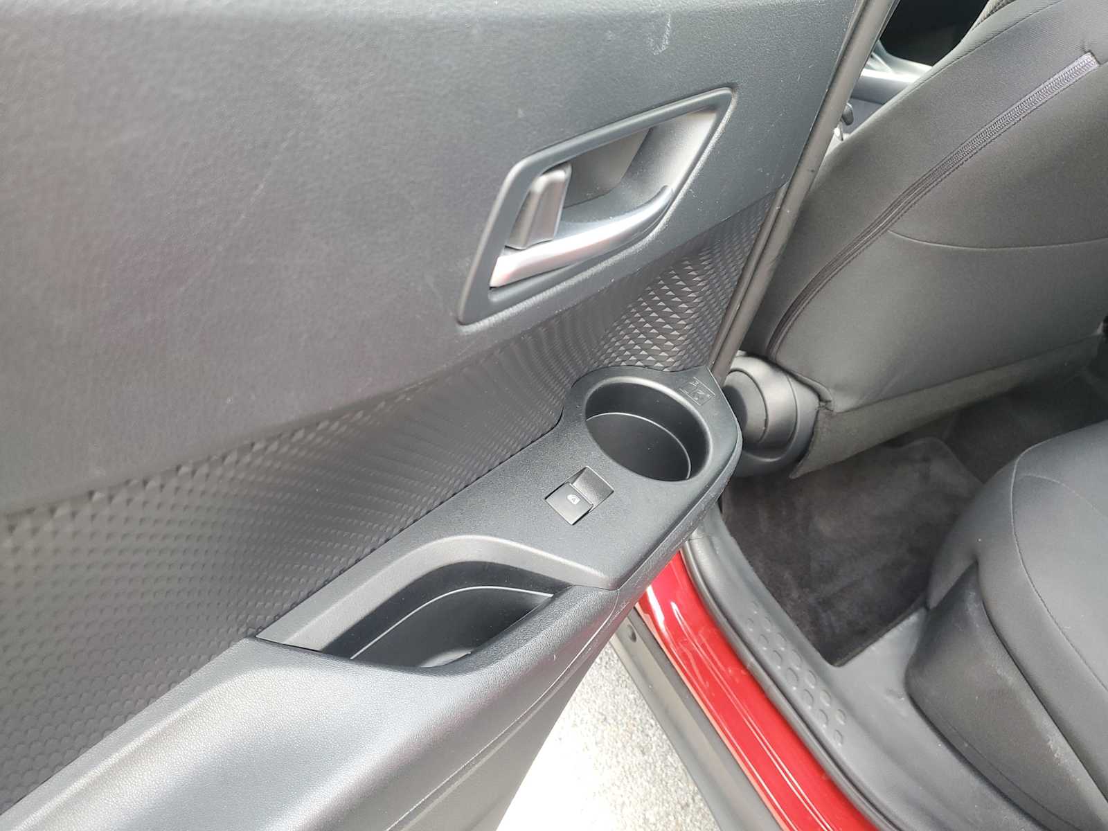 Thumbnail: 2018 Toyota C-HR - 11