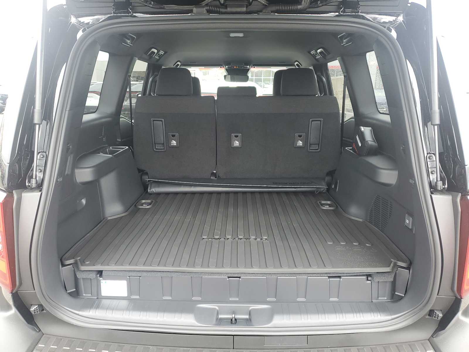 Thumbnail: 2026 Toyota Land Cruiser - 9