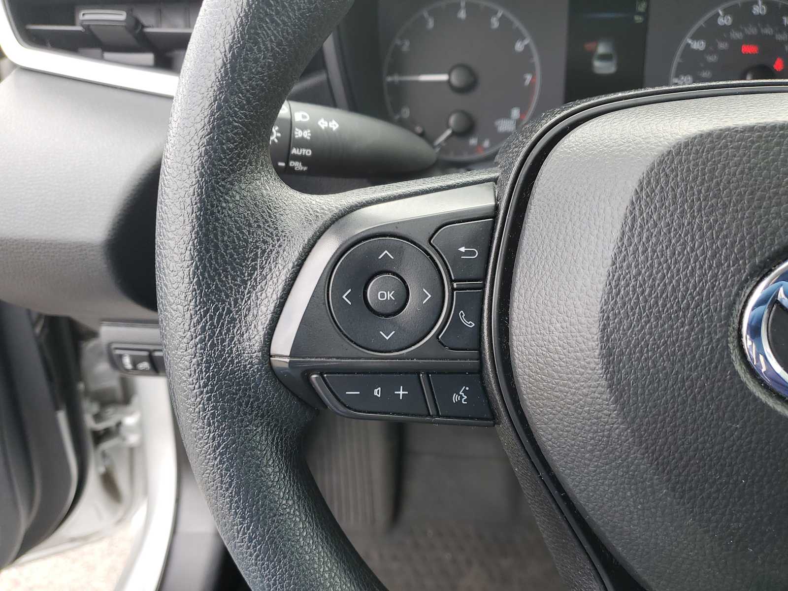 Thumbnail: 2024 Toyota Corolla - 23