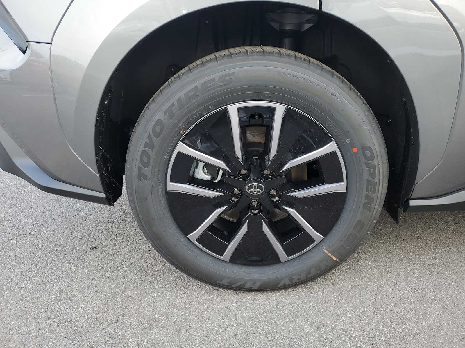 Thumbnail: 2026 Toyota bZ - 6