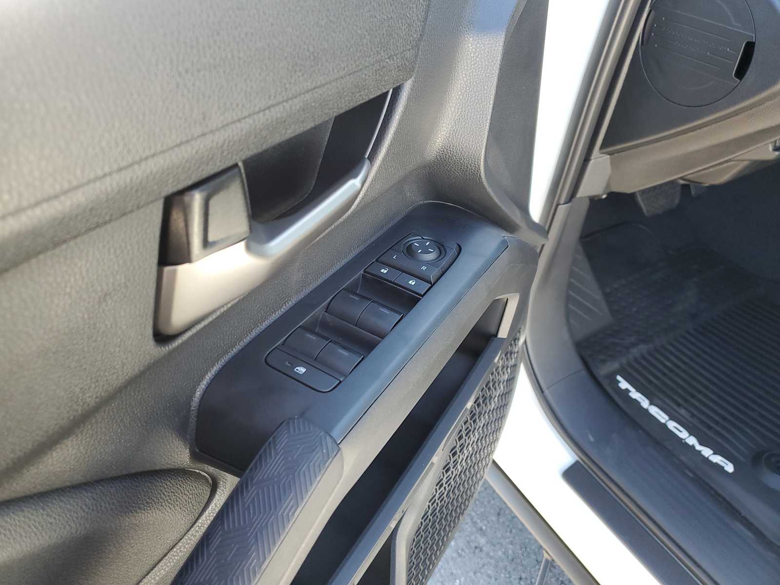 Thumbnail: 2025 Toyota Tacoma - 16