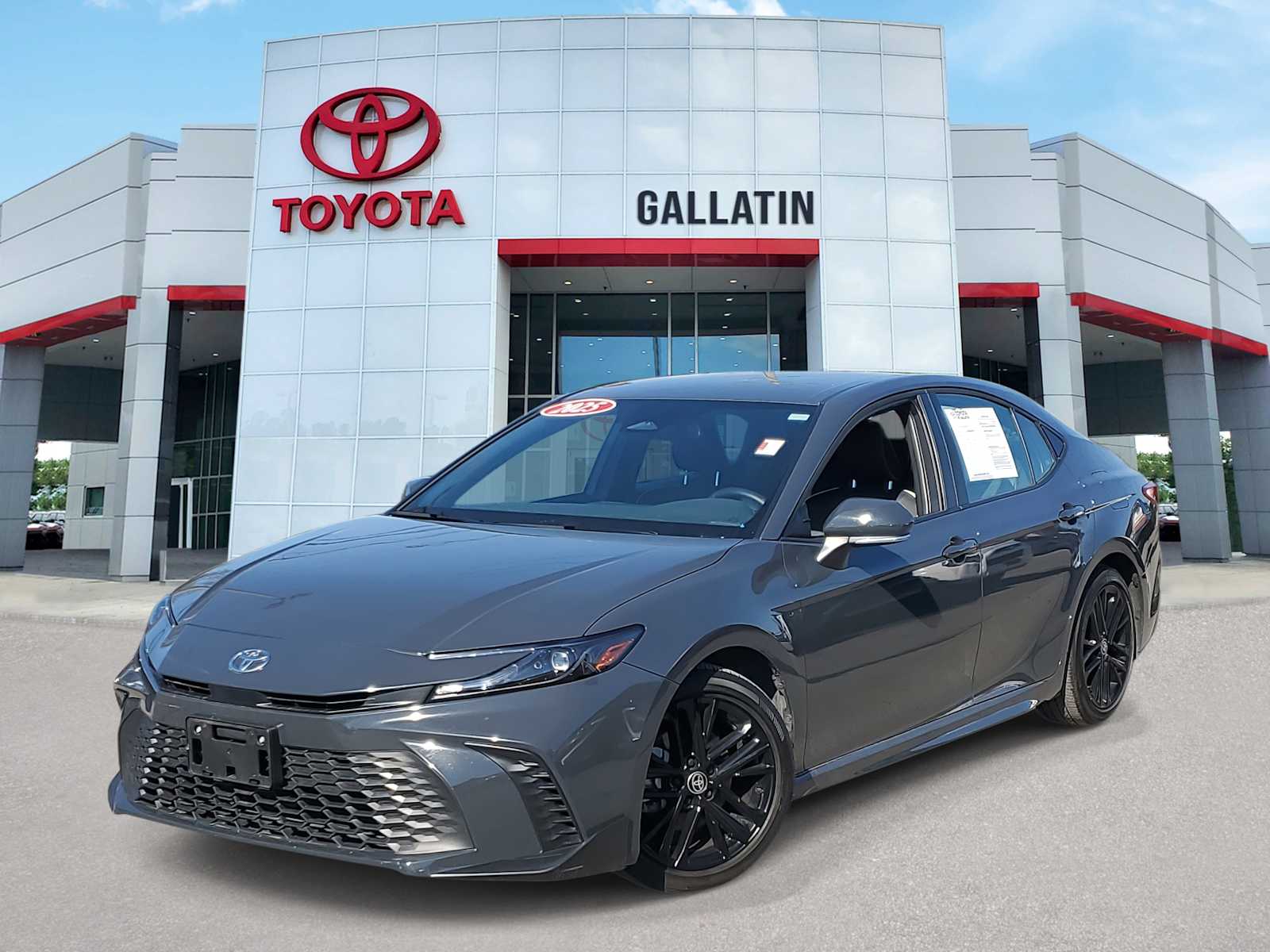 Thumbnail: 2025 Toyota Camry - 1