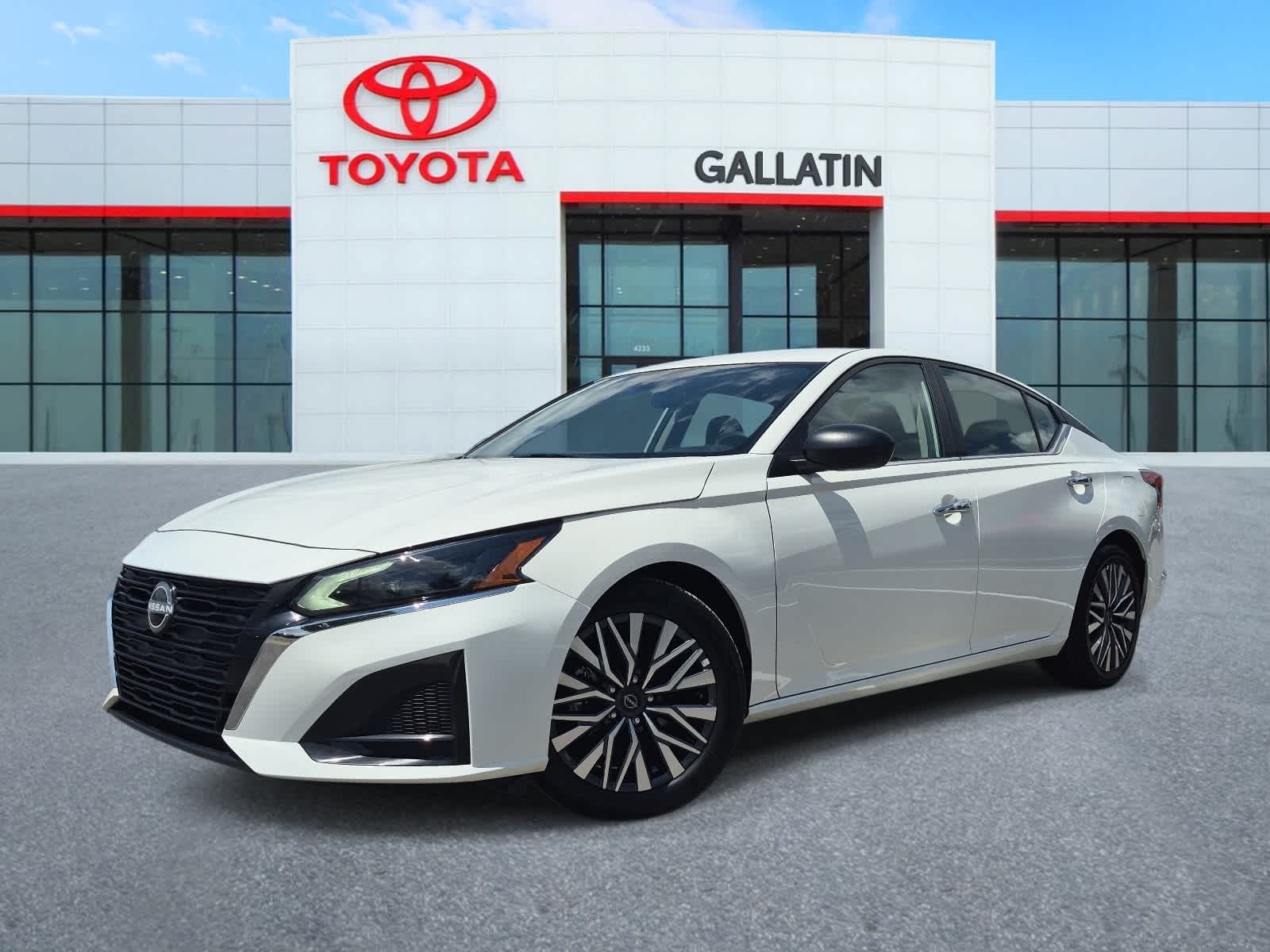 Thumbnail: 2025 Nissan Altima - 1