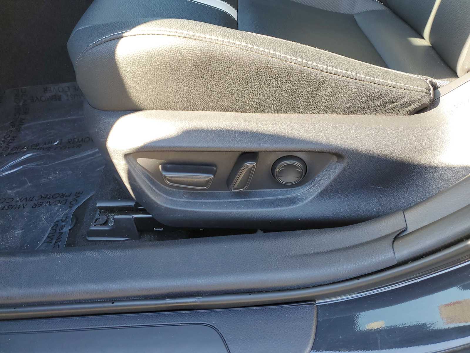 Thumbnail: 2025 Toyota Camry - 19