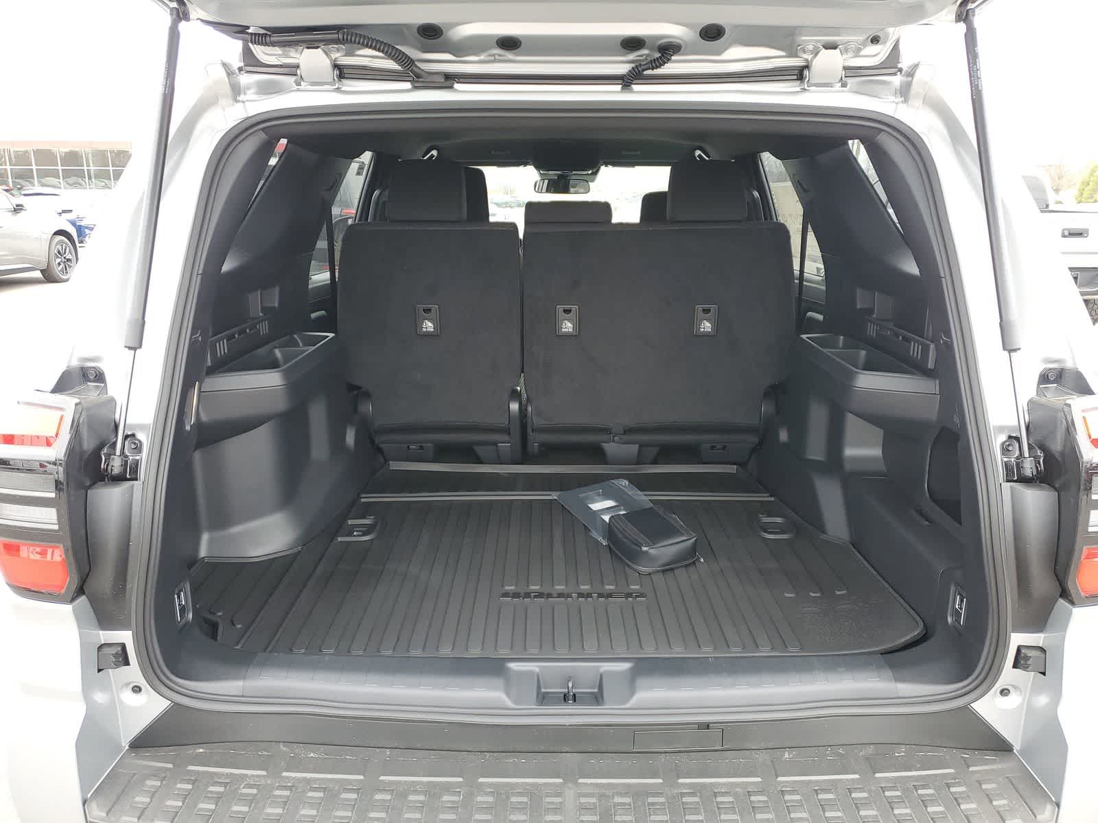 Thumbnail: 2026 Toyota 4Runner - 9