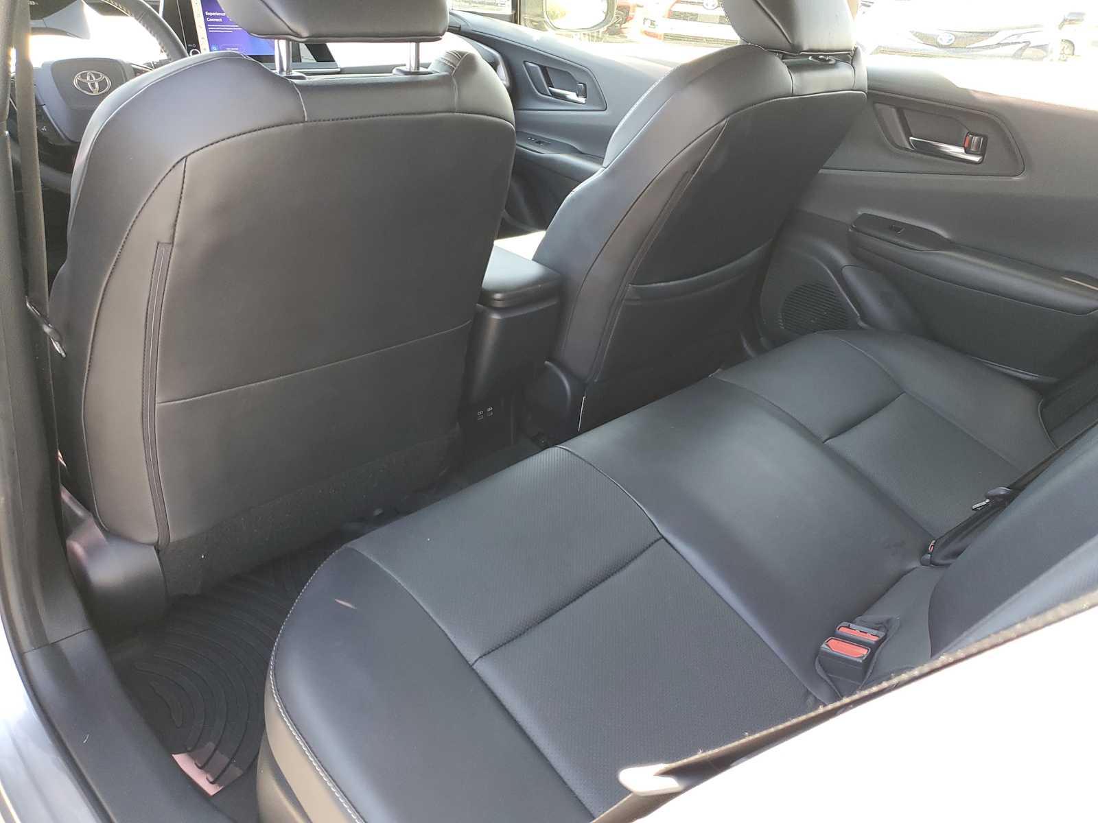 Thumbnail: 2023 Toyota Prius - 13