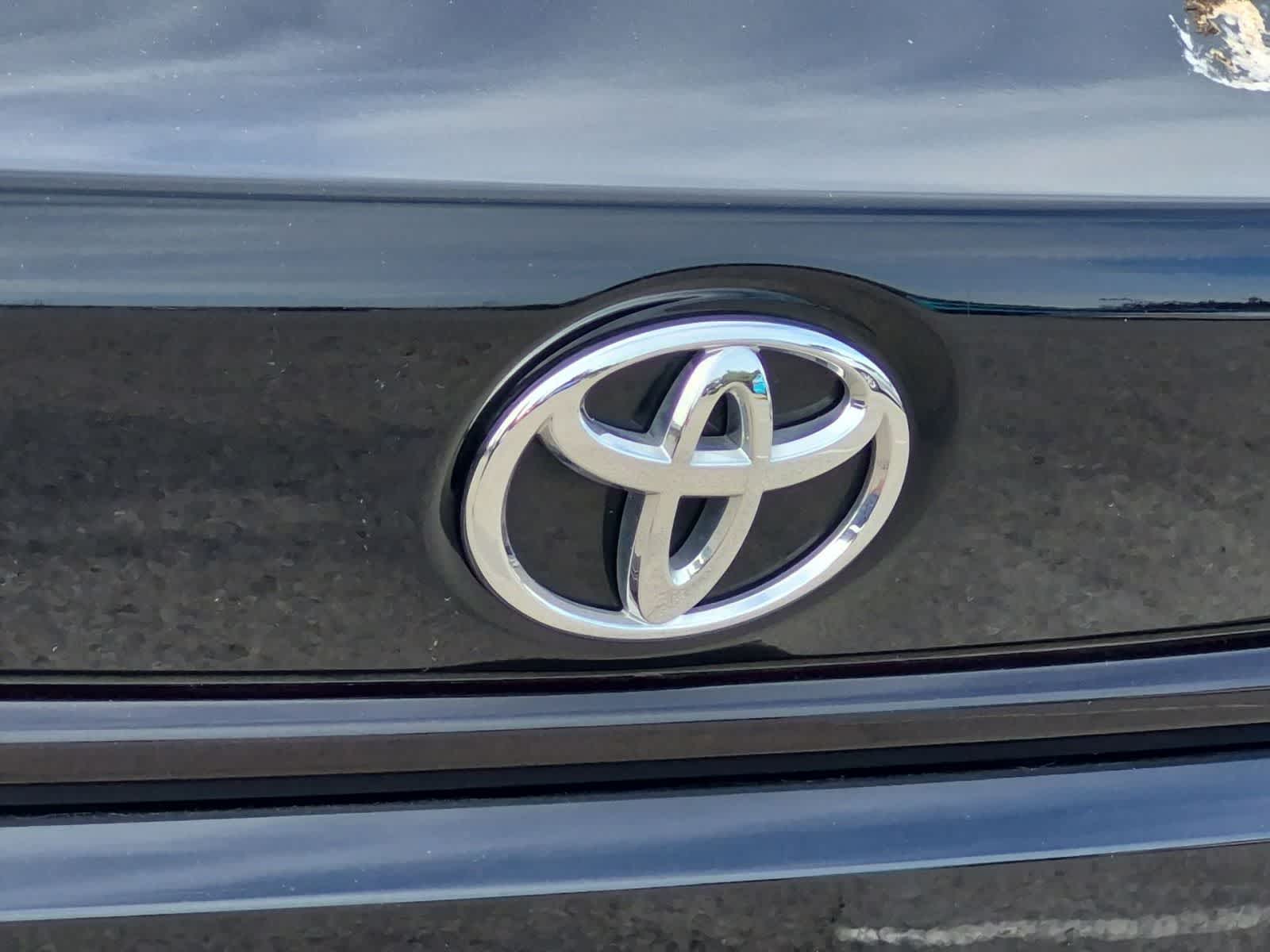 Thumbnail: 2023 Toyota Corolla - 11