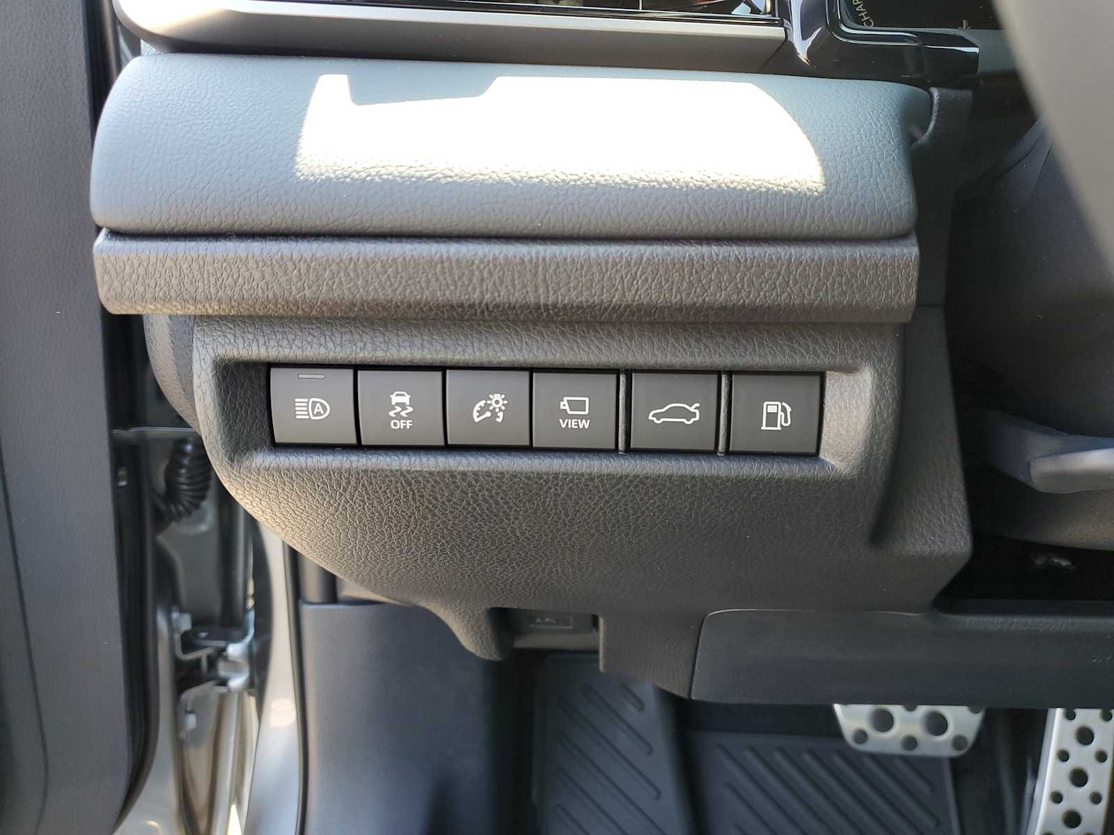 Thumbnail: 2026 Toyota Camry - 21