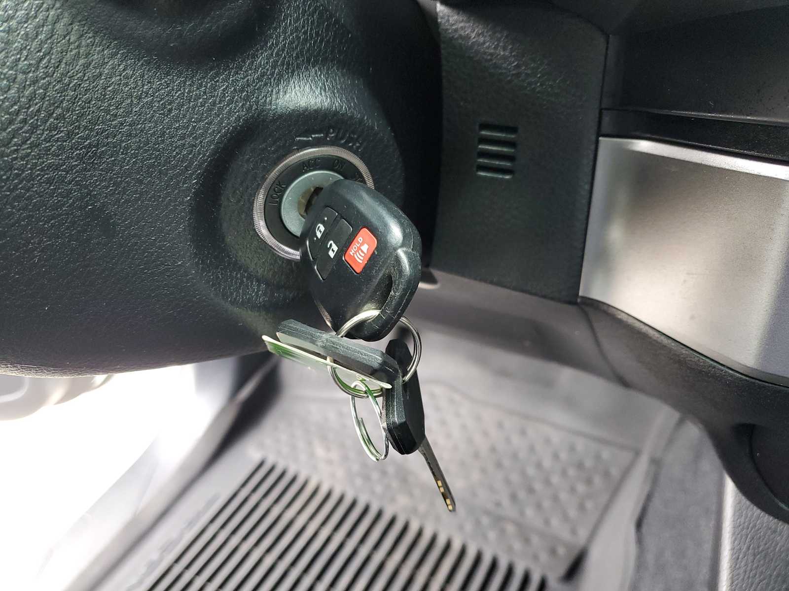 Thumbnail: 2021 Toyota Tacoma - 28