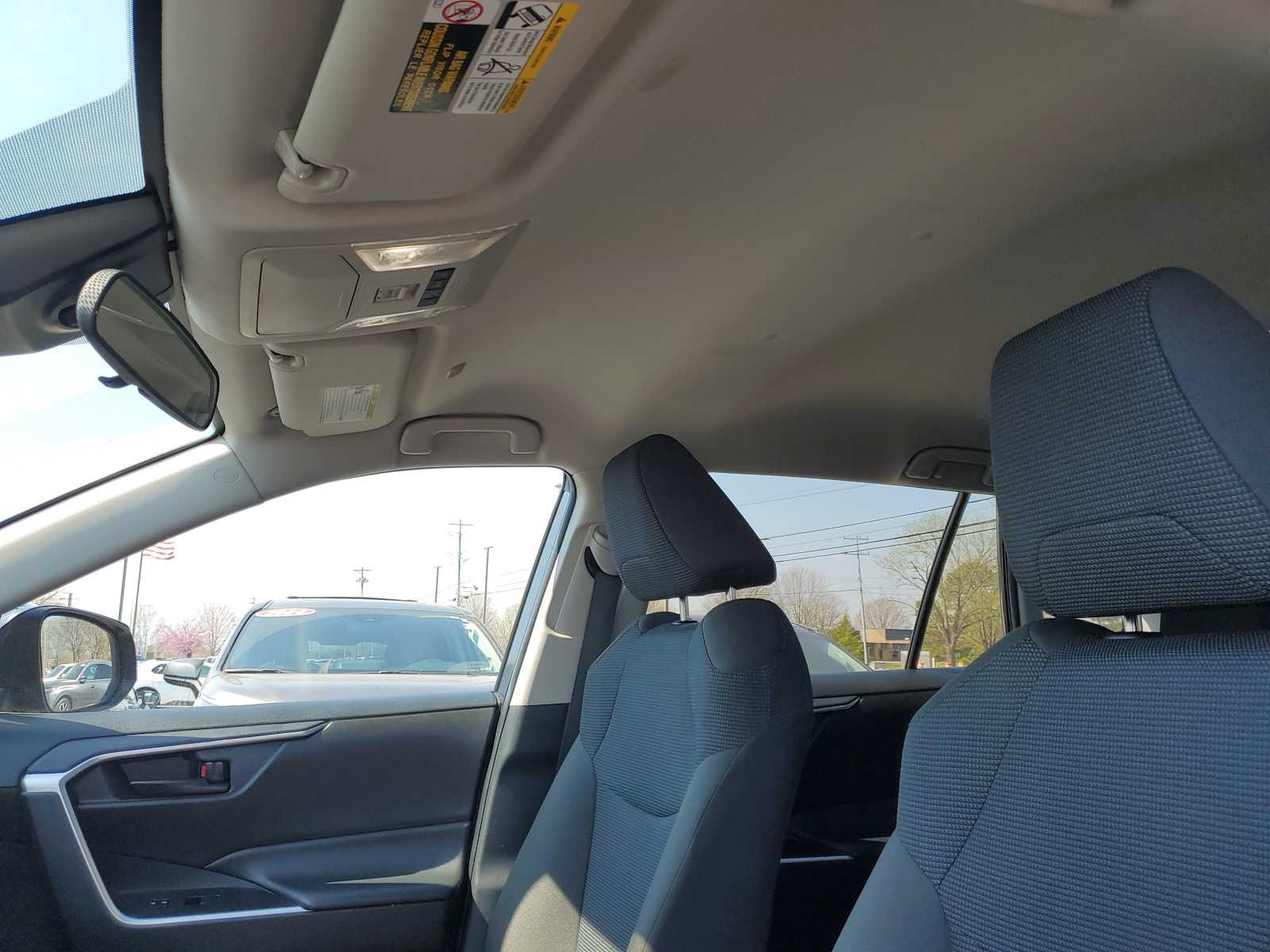 Thumbnail: 2024 Toyota RAV4 - 17