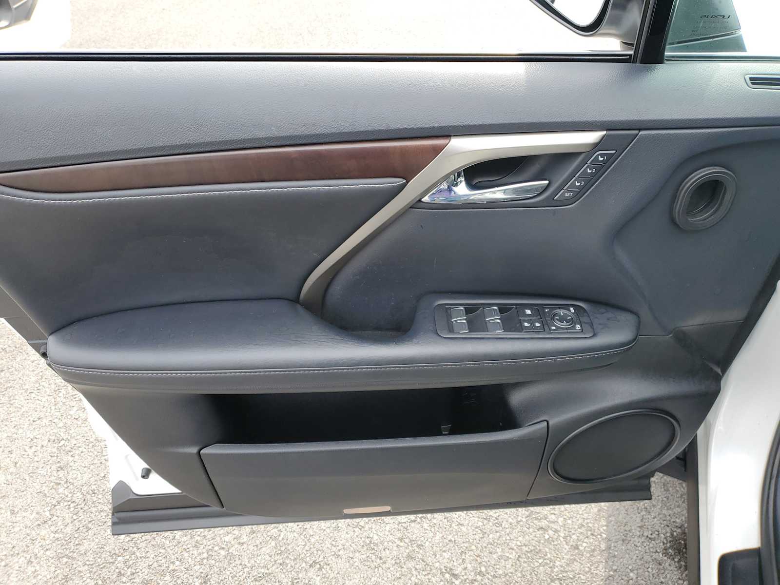 Thumbnail: 2021 Lexus RX - 15