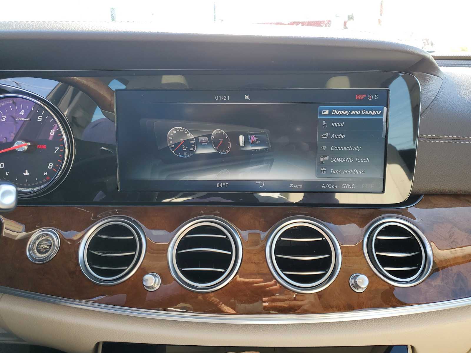 Thumbnail: 2017 Mercedes-Benz E-Class - 28