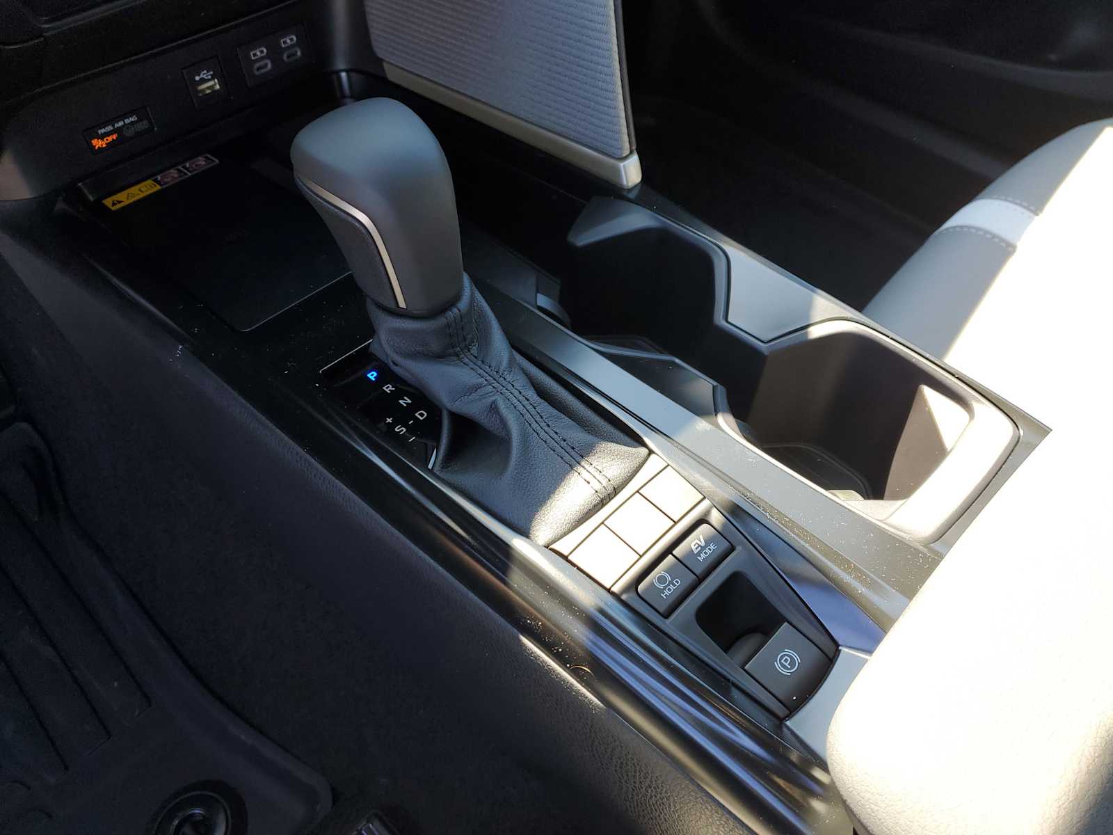 Thumbnail: 2026 Toyota Camry - 31