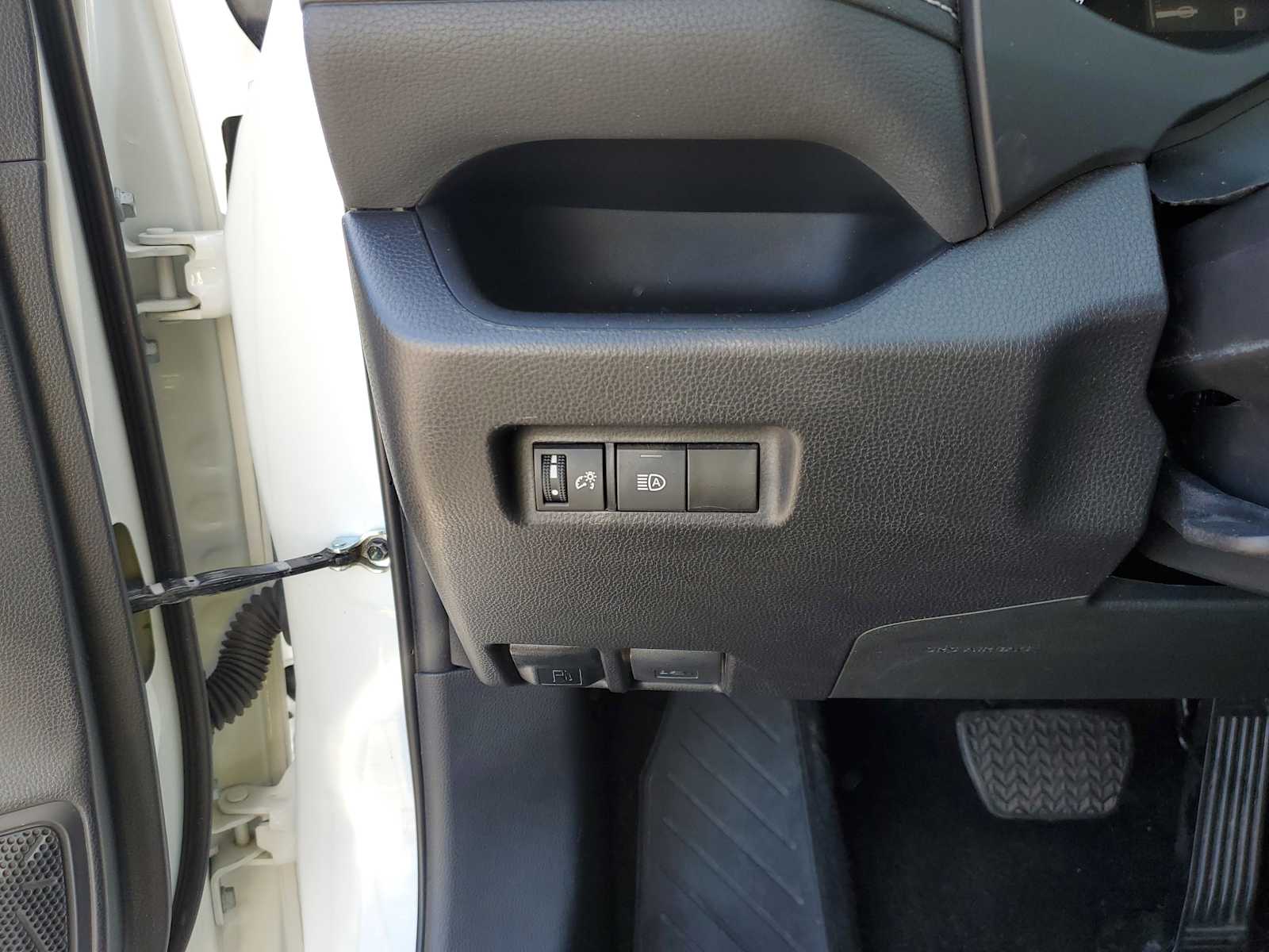 Thumbnail: 2024 Toyota RAV4 - 21