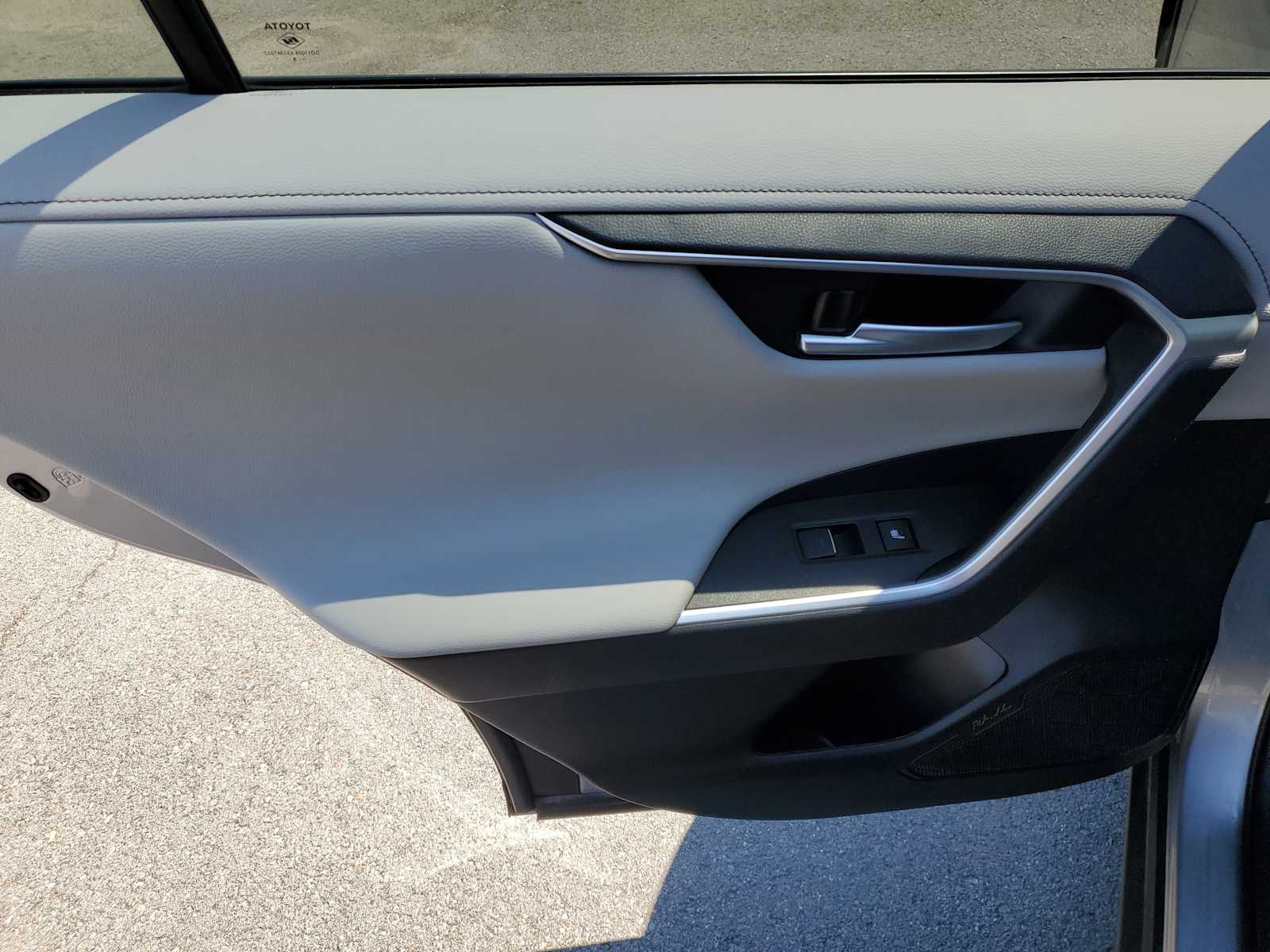 Thumbnail: 2025 Toyota RAV4 - 11