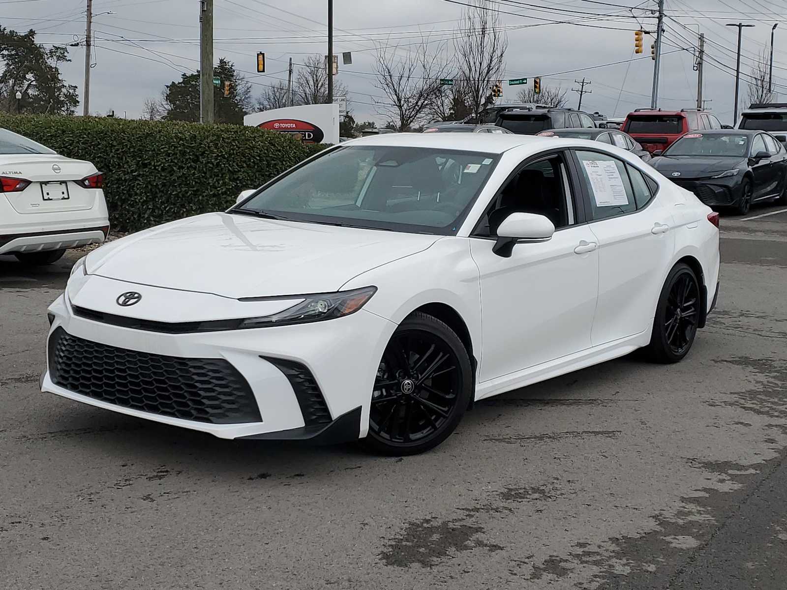 Thumbnail: 2025 Toyota Camry - 1