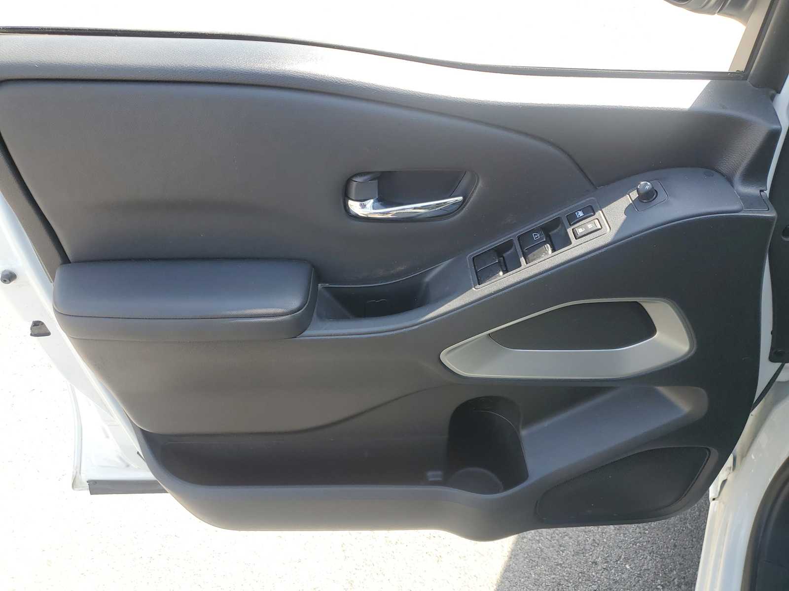 Thumbnail: 2022 Nissan Frontier - 14