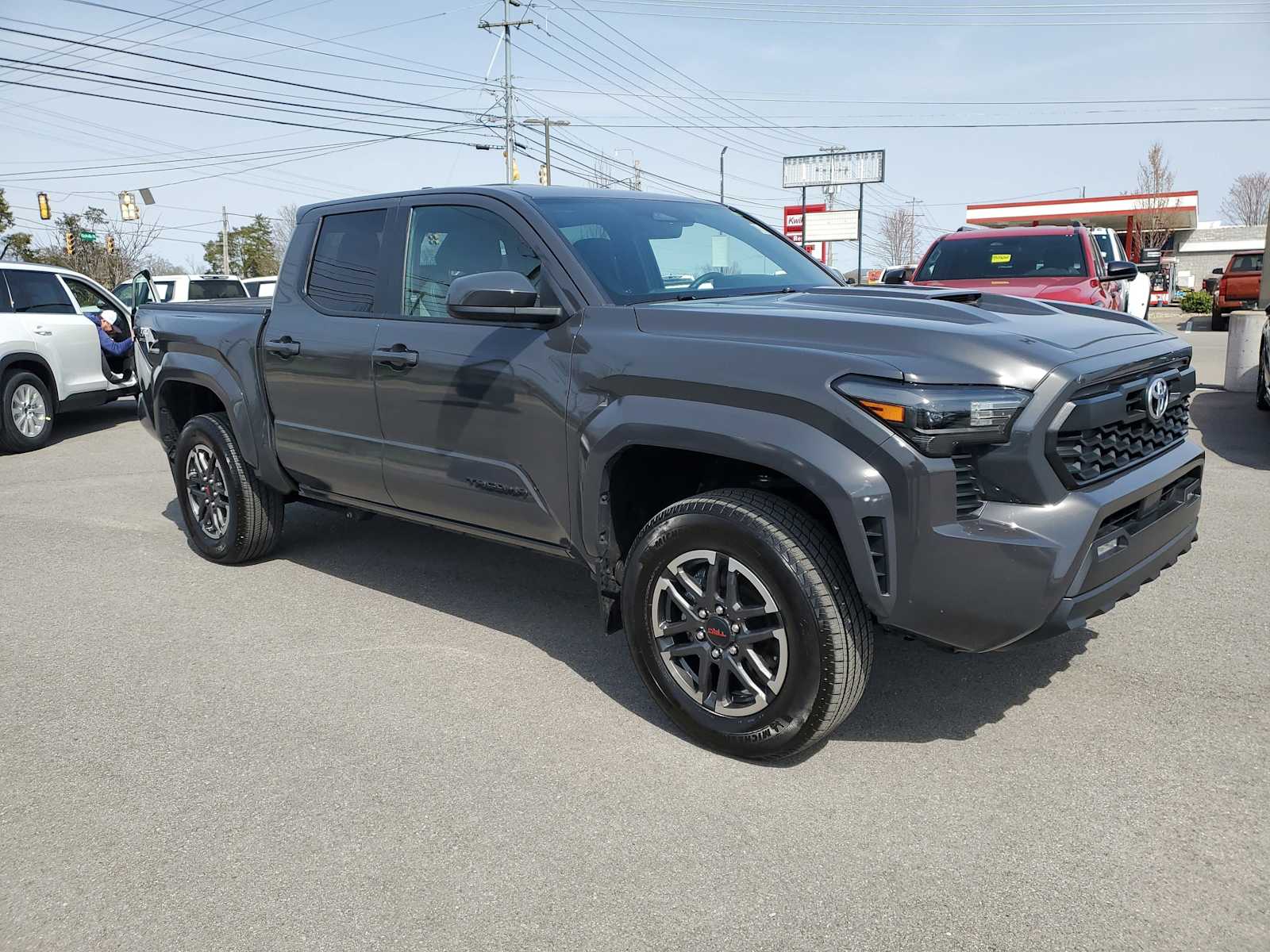 Thumbnail: 2024 Toyota Tacoma - 4