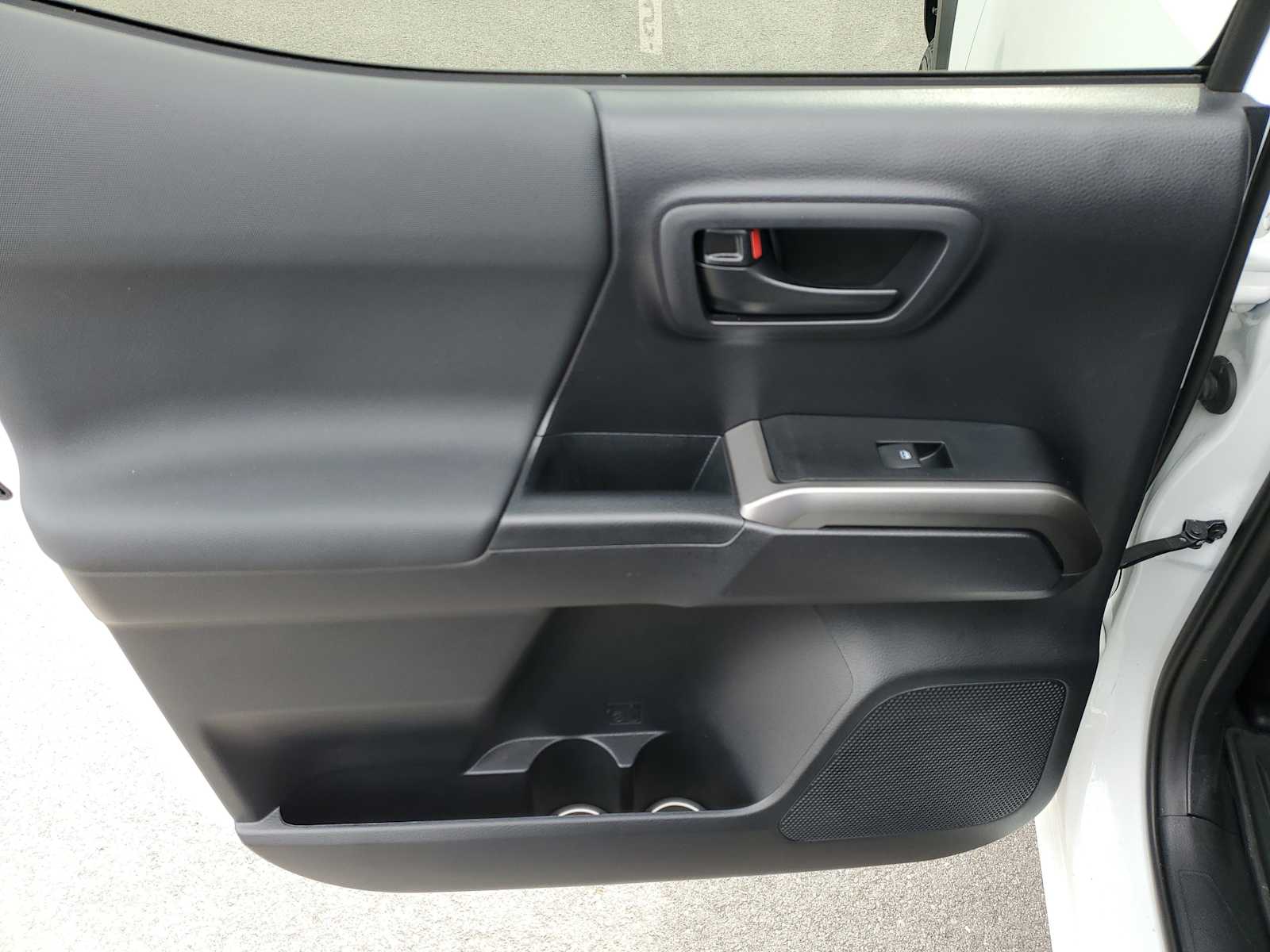 Thumbnail: 2021 Toyota Tacoma - 11