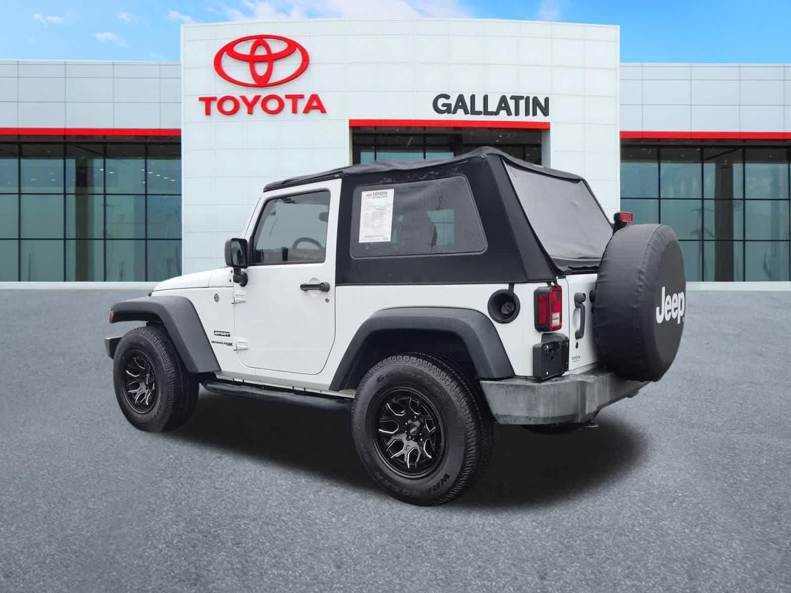 Thumbnail: 2018 Jeep Wrangler - 6