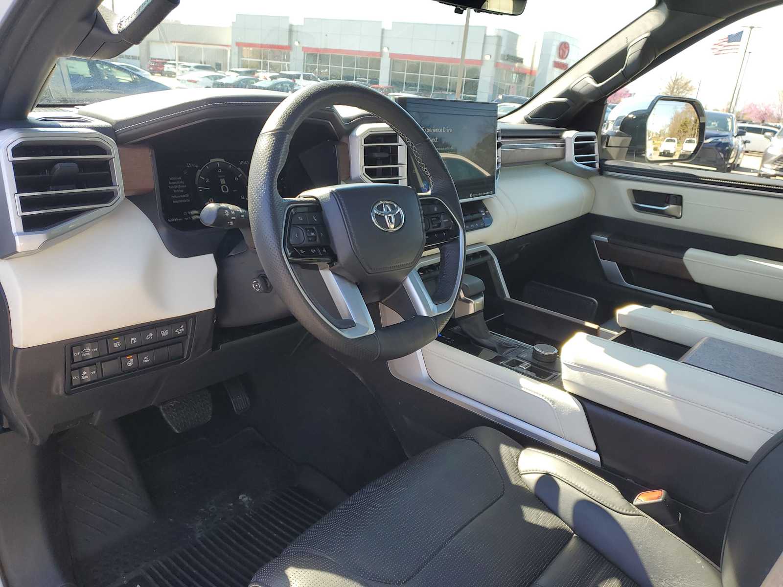 Thumbnail: 2023 Toyota Tundra - 19