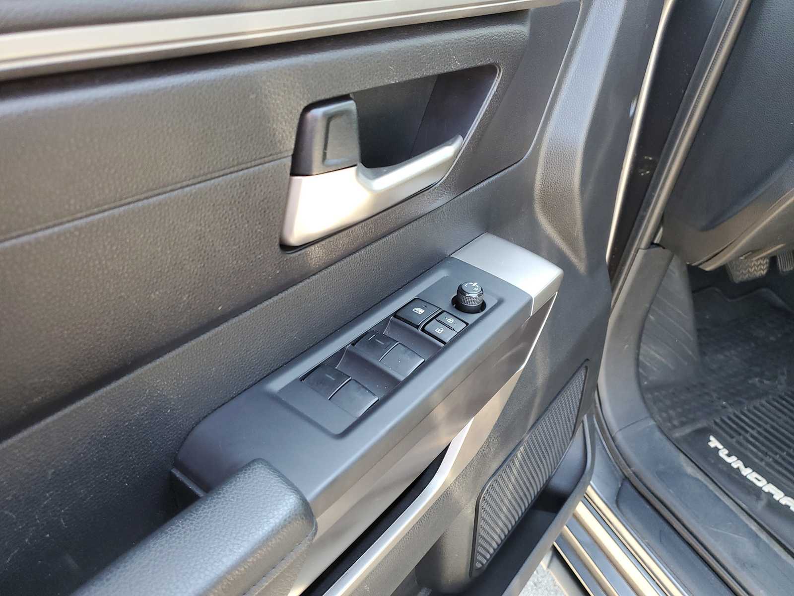 Thumbnail: 2023 Toyota Tundra - 16