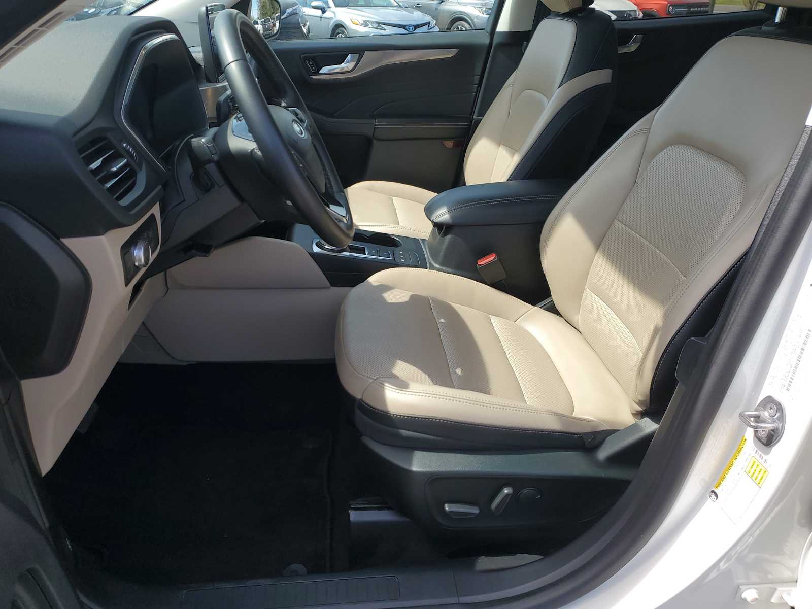 Thumbnail: 2022 Ford Escape - 19