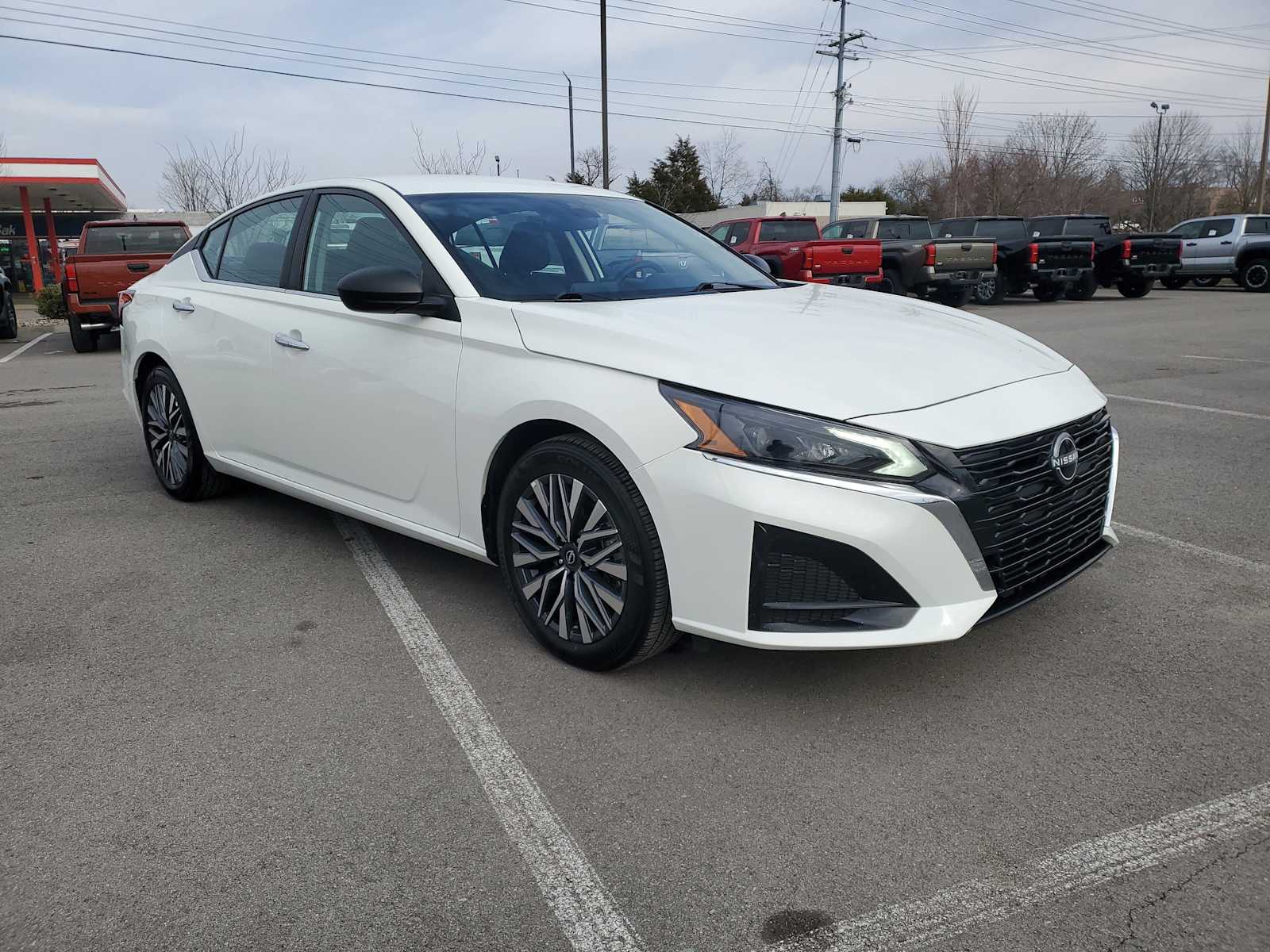 Thumbnail: 2025 Nissan Altima - 4