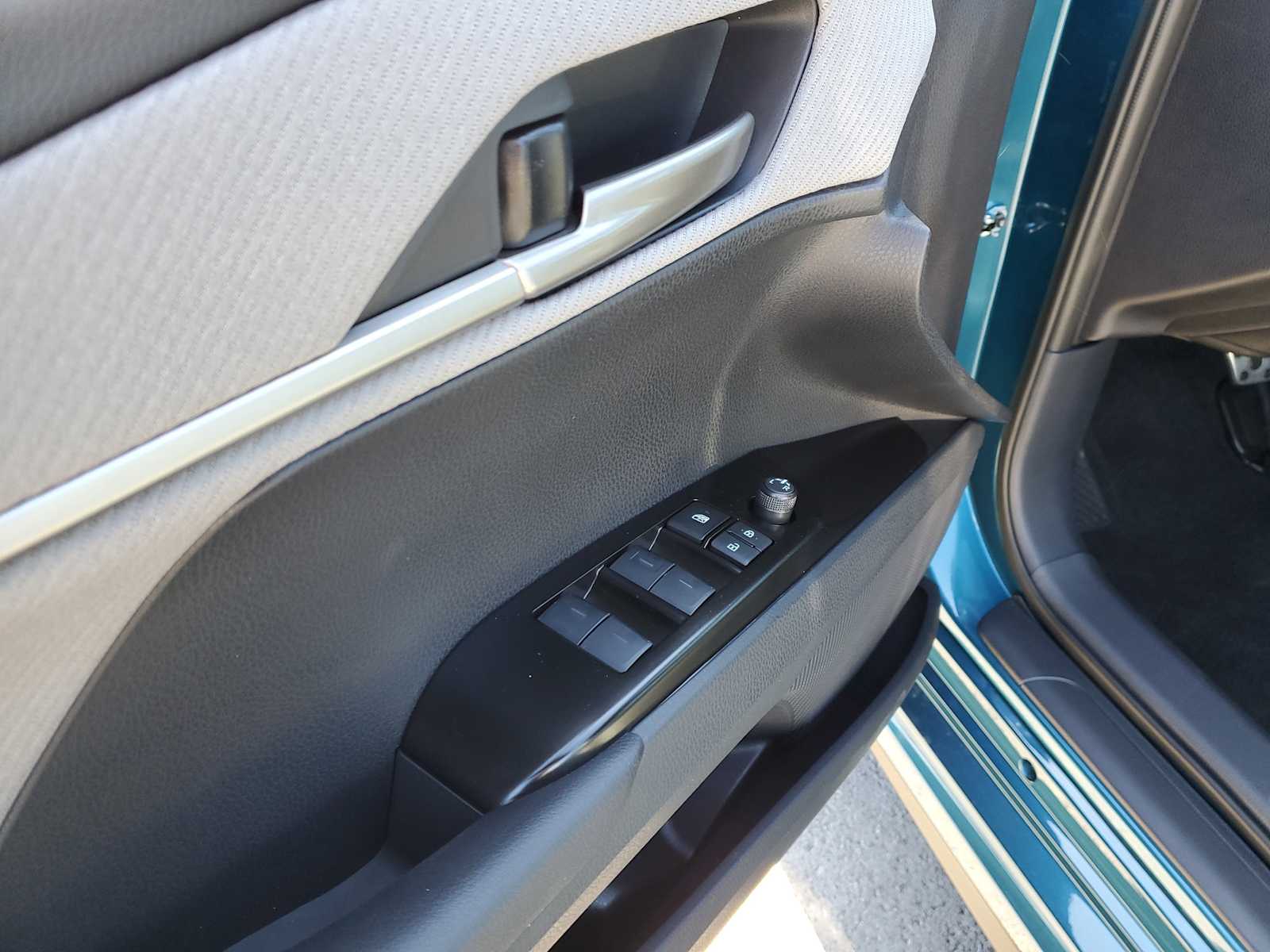 Thumbnail: 2026 Toyota Camry - 16