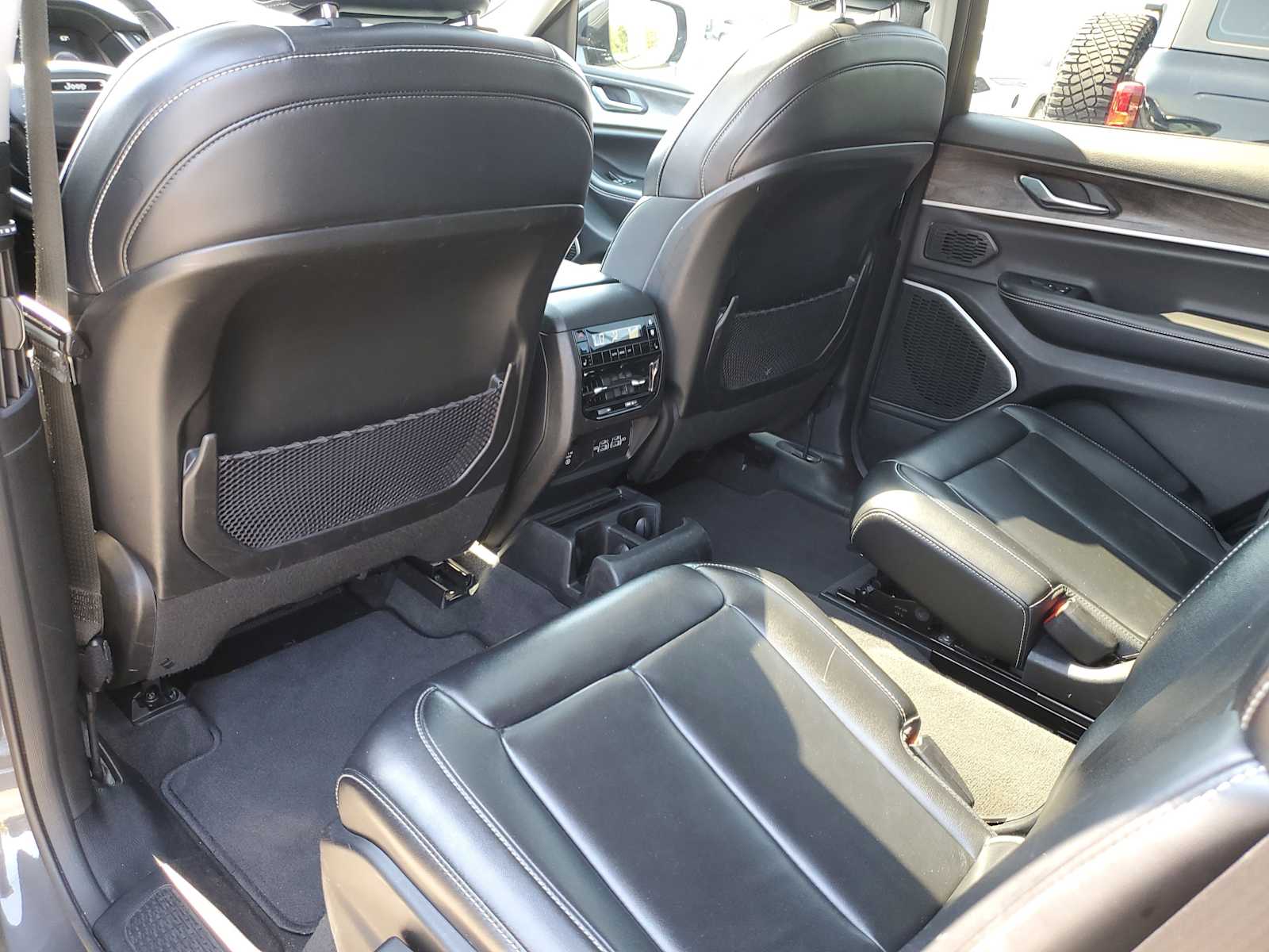 Thumbnail: 2021 Jeep Grand Cherokee L - 13