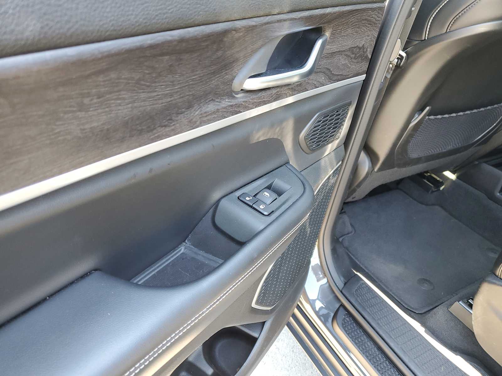 Thumbnail: 2021 Jeep Grand Cherokee L - 11