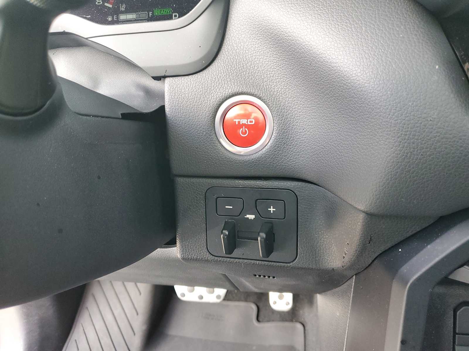 Thumbnail: 2022 Toyota Tundra - 25