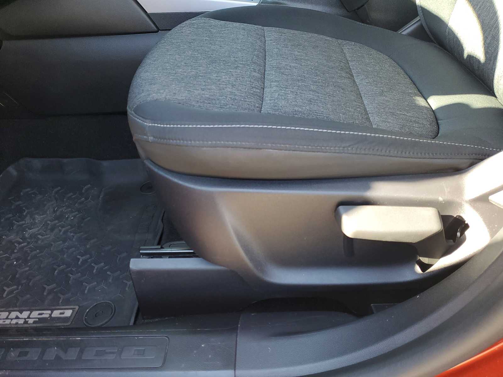 Thumbnail: 2023 Ford Bronco Sport - 19