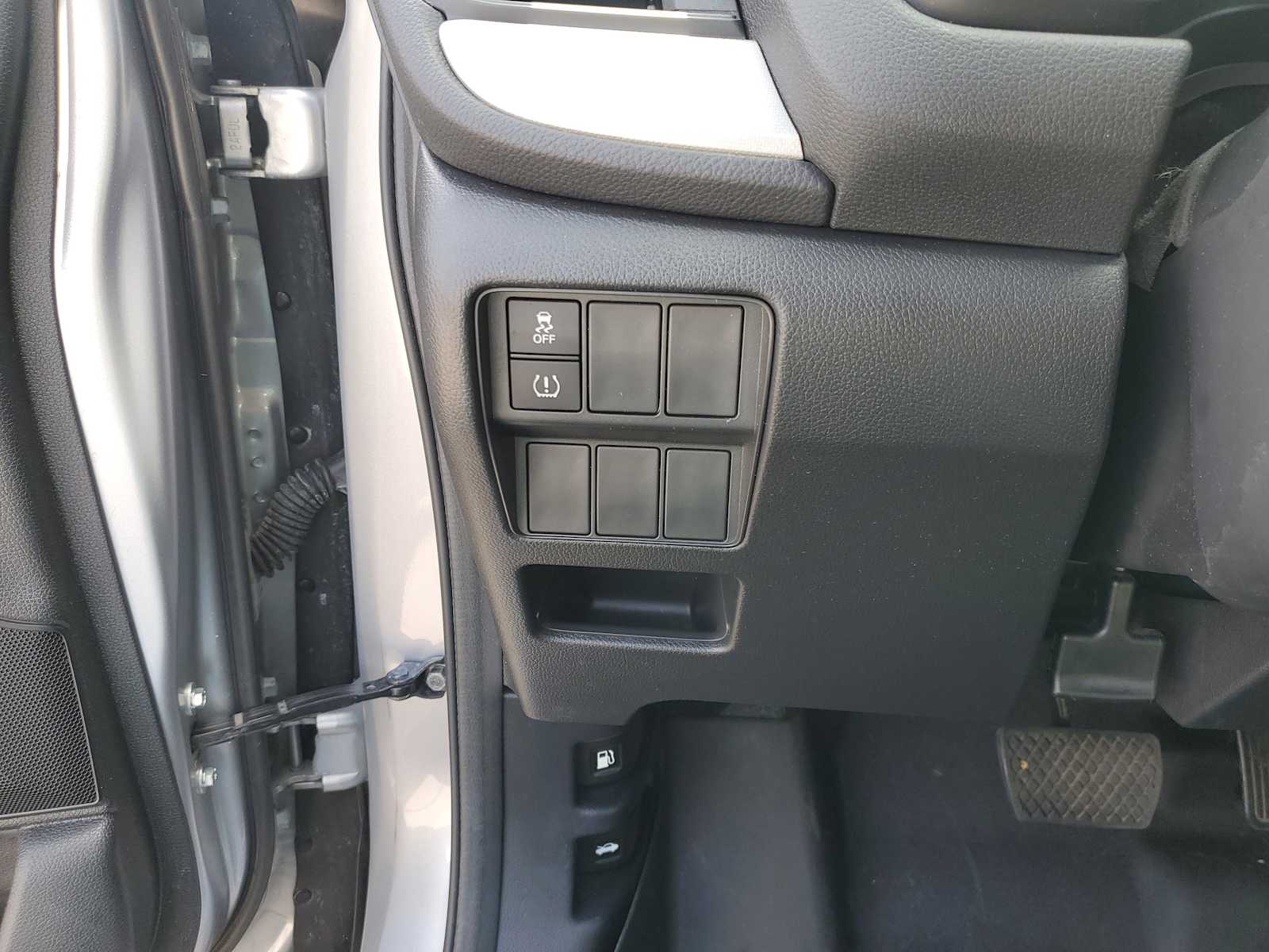 Thumbnail: 2017 Honda CR-V - 21