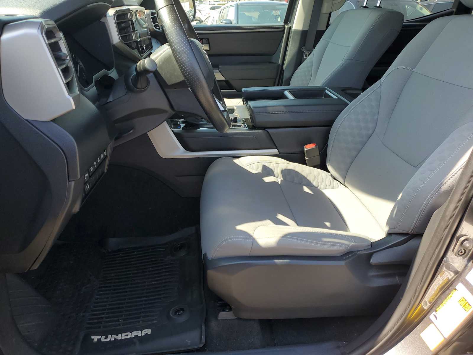 Thumbnail: 2023 Toyota Tundra - 17