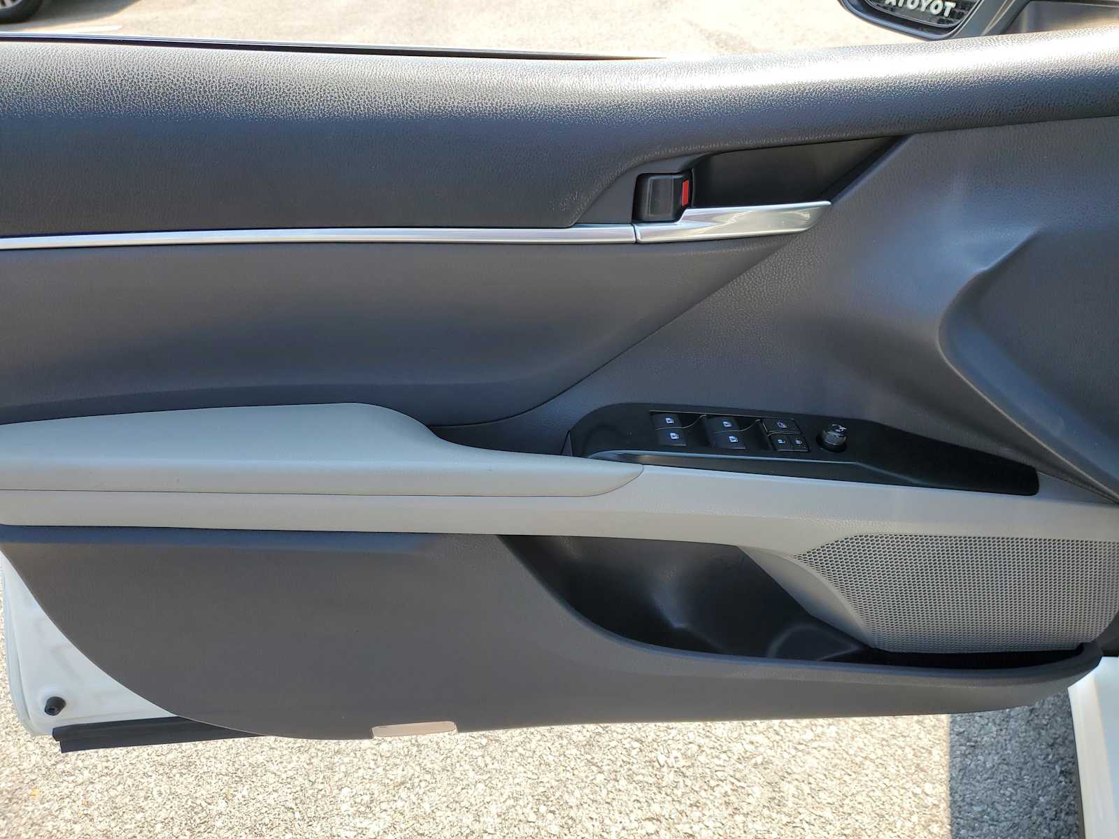 Thumbnail: 2019 Toyota Camry - 14