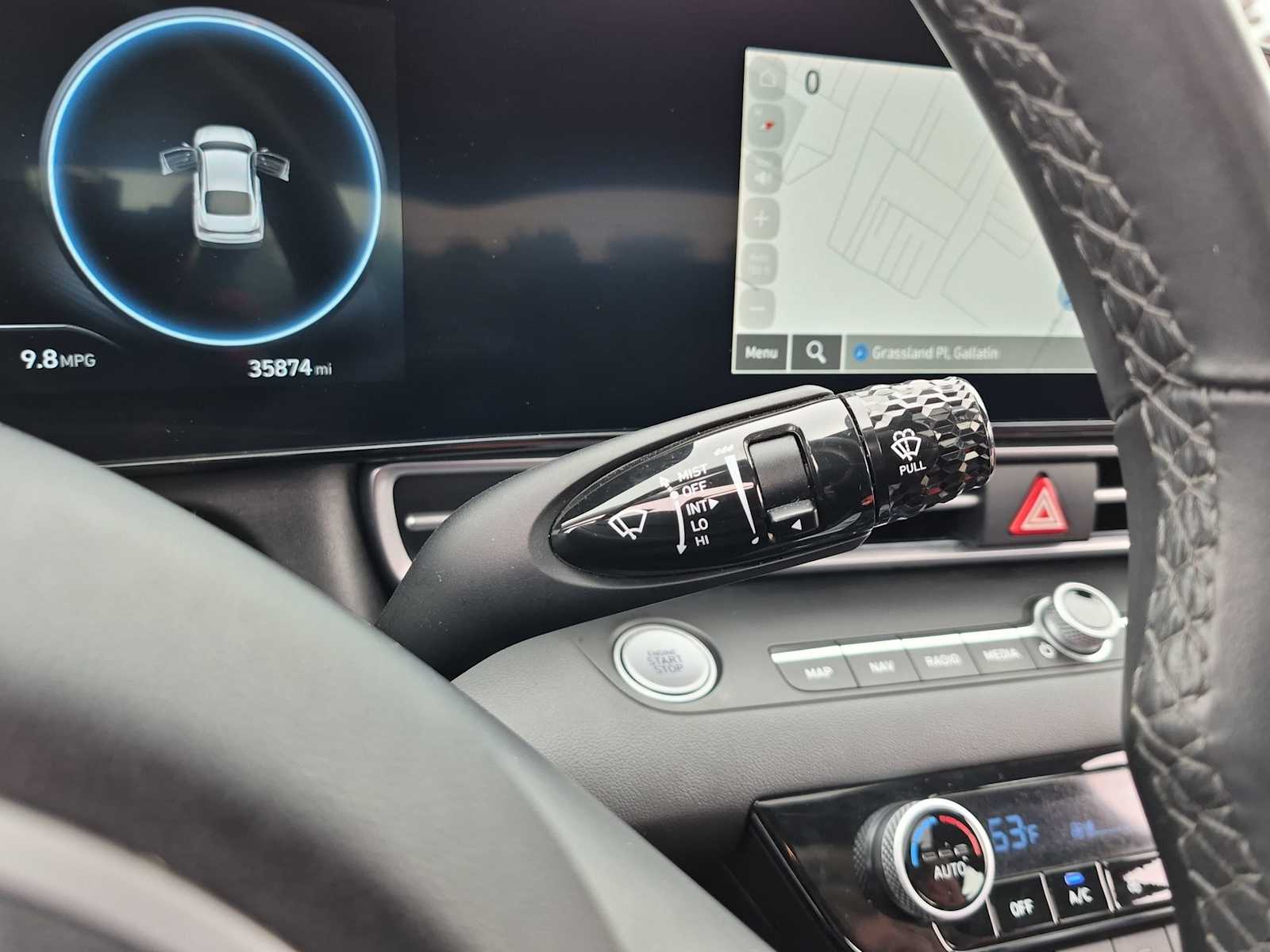 Thumbnail: 2025 Hyundai Elantra - 16