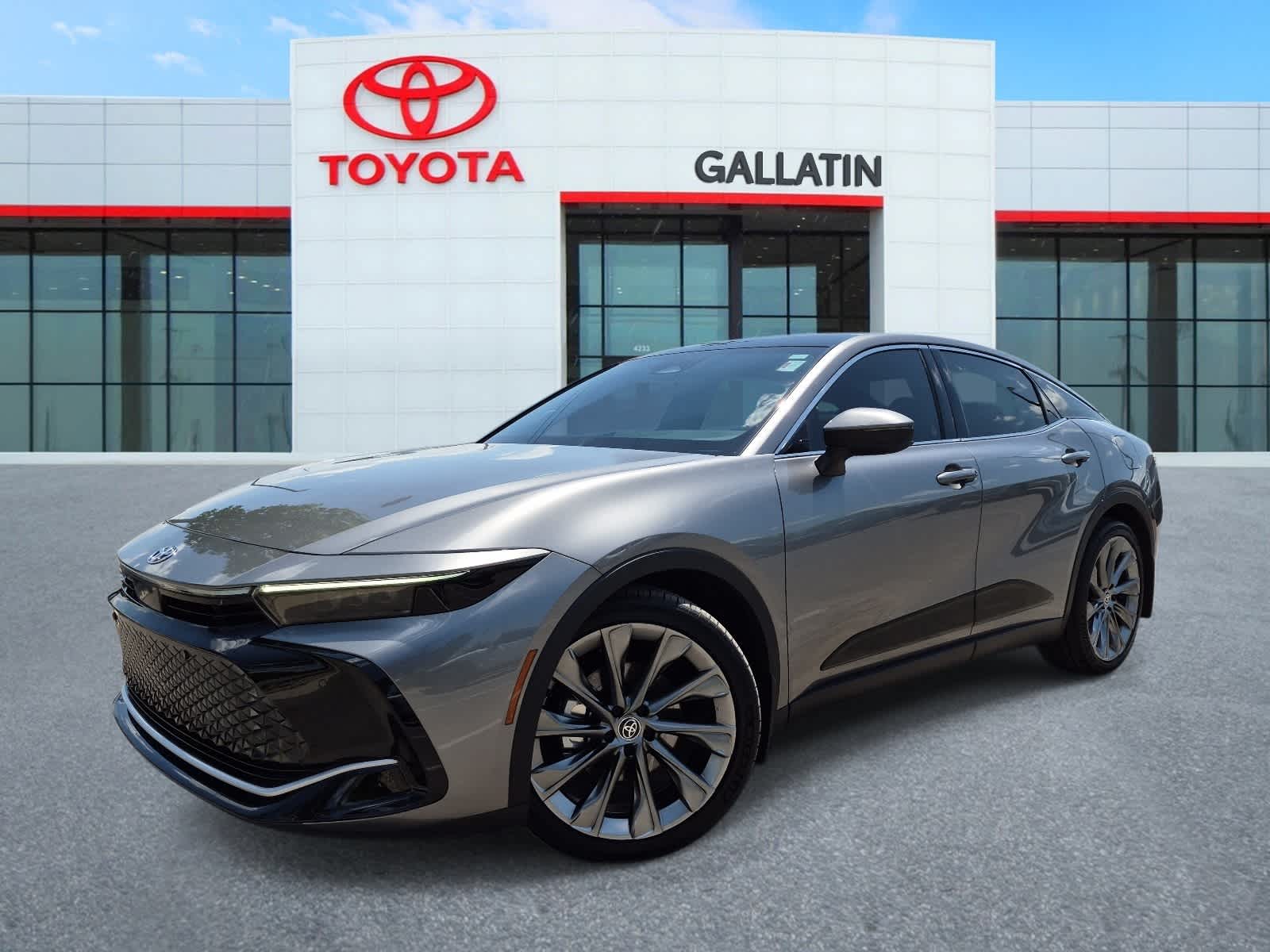 Thumbnail: 2023 Toyota Crown - 1