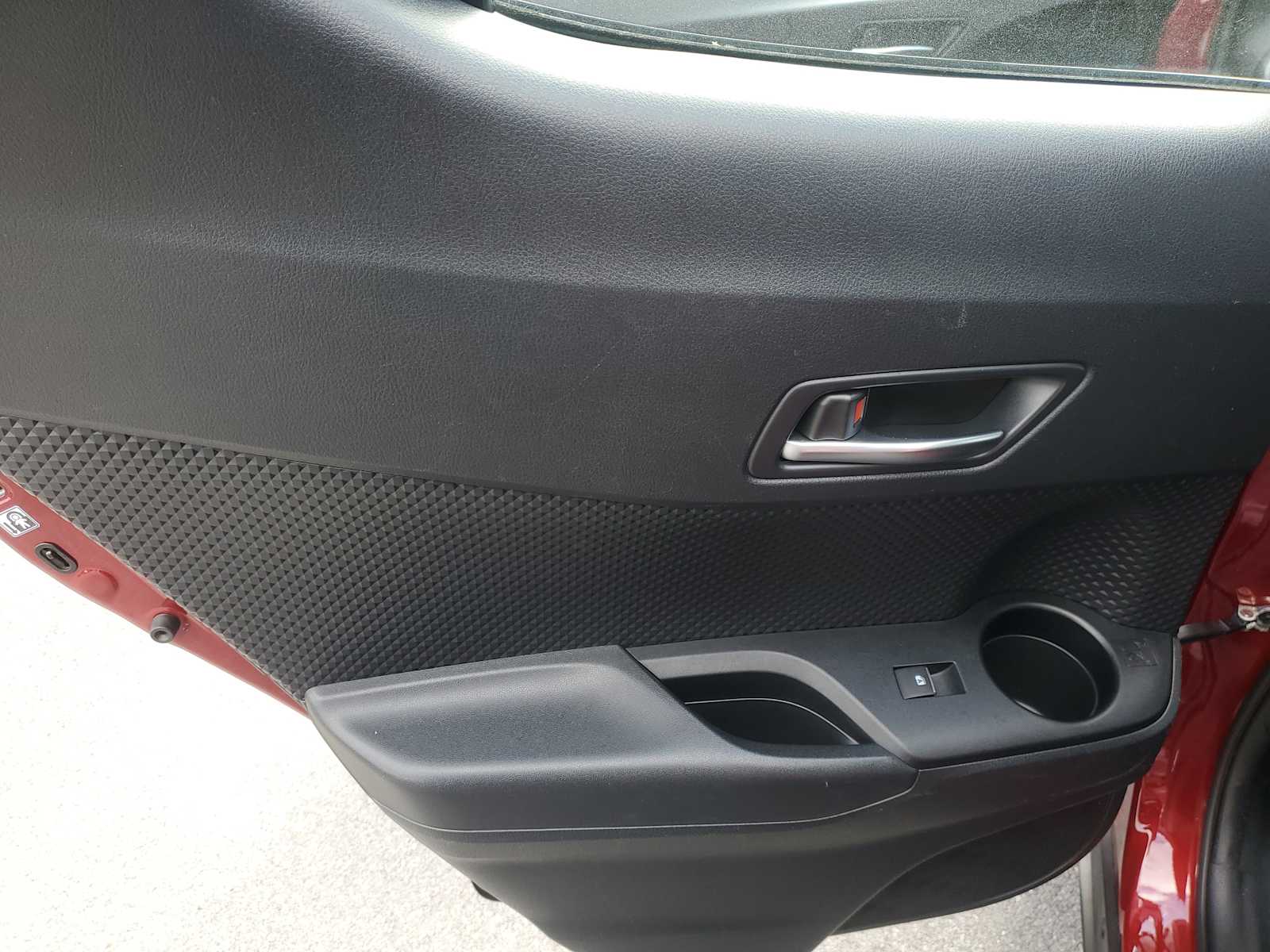 Thumbnail: 2018 Toyota C-HR - 10