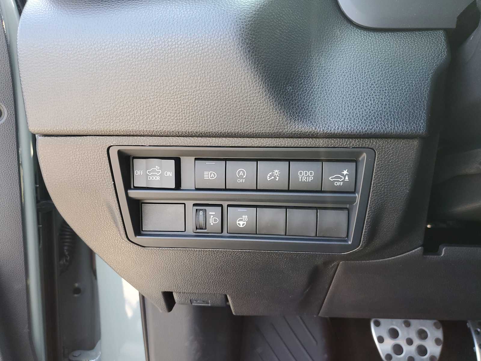 Thumbnail: 2026 Toyota Tundra - 21