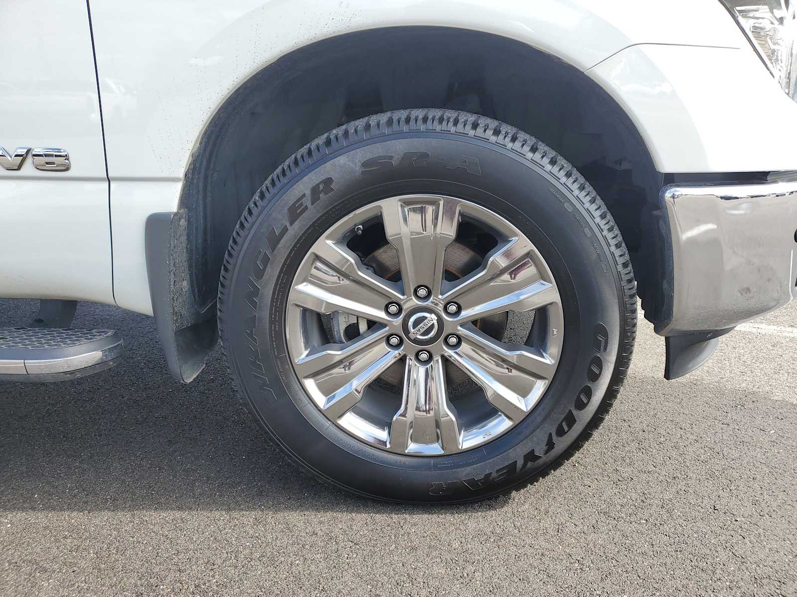 Thumbnail: 2019 Nissan Titan - 5