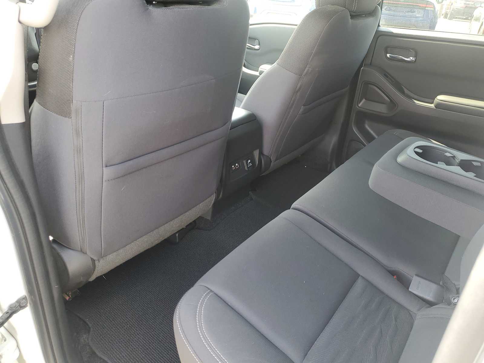 Thumbnail: 2022 Nissan Frontier - 12