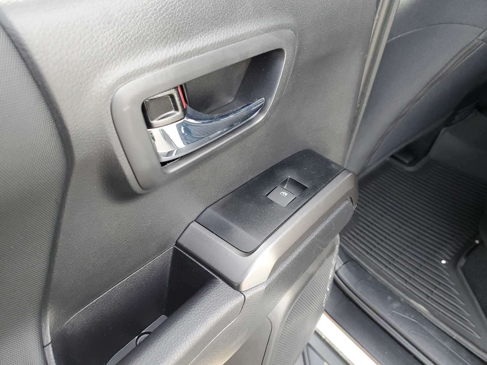 Thumbnail: 2023 Toyota Tacoma - 11