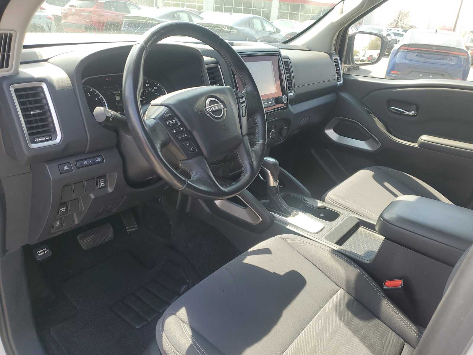 Thumbnail: 2022 Nissan Frontier - 19