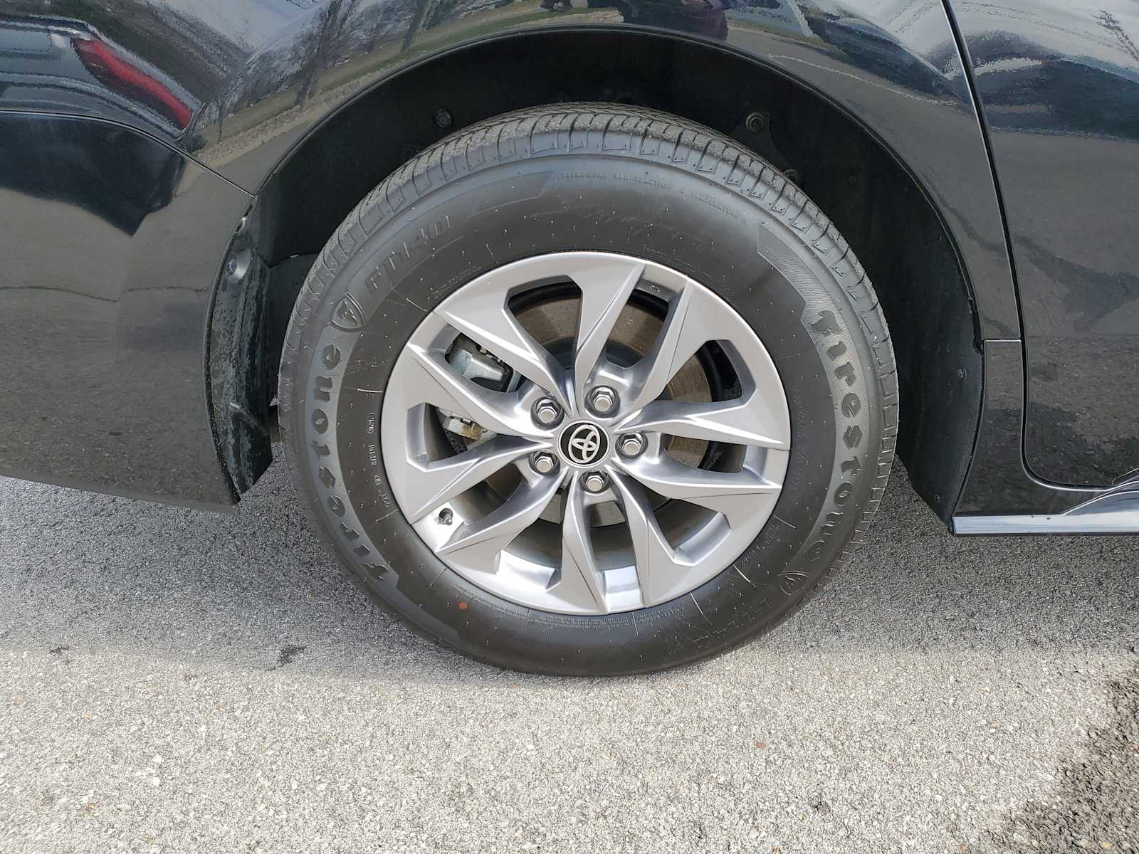 Thumbnail: 2025 Toyota Sienna - 6